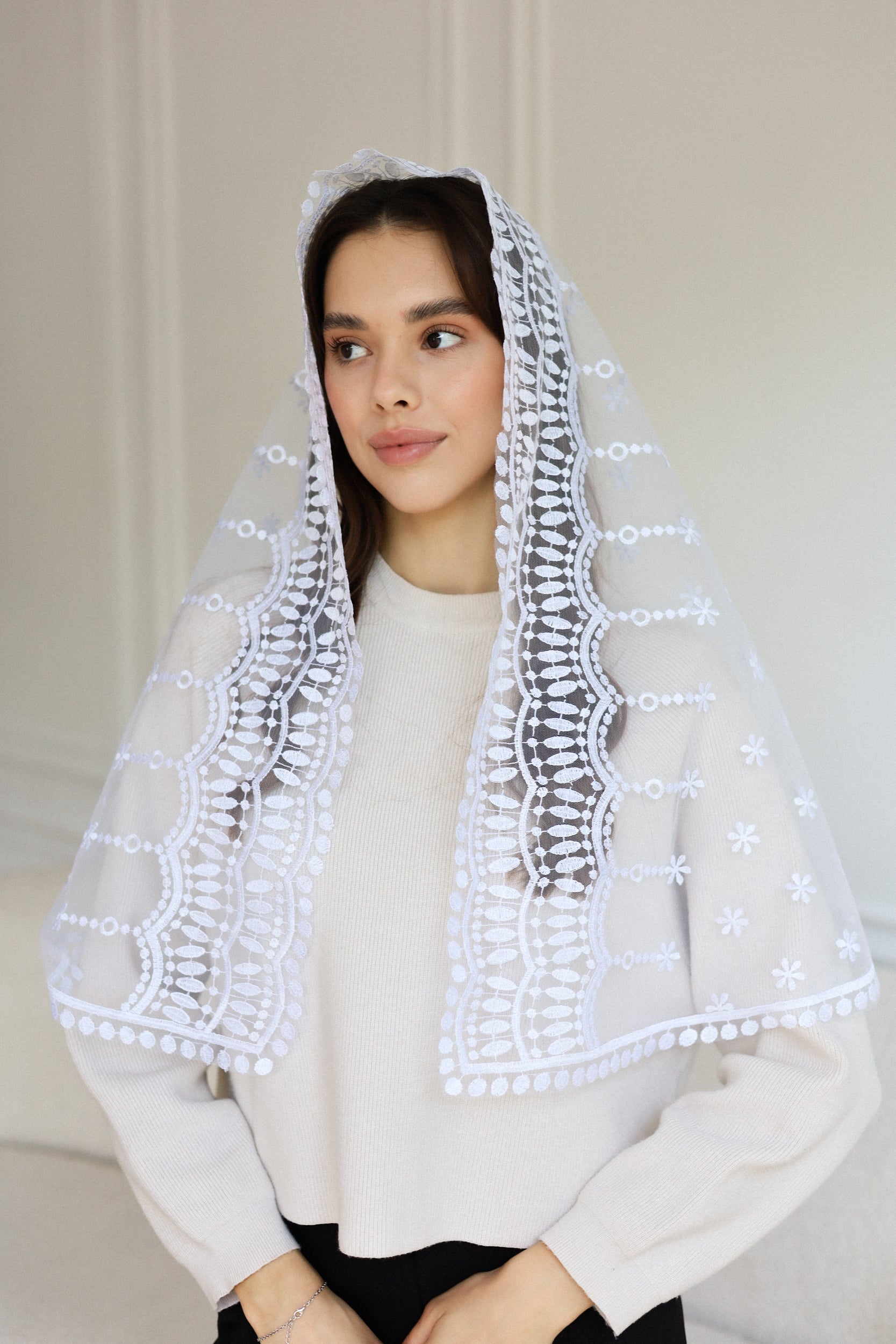 LONG IVORY MANTILLA - MariaVeils