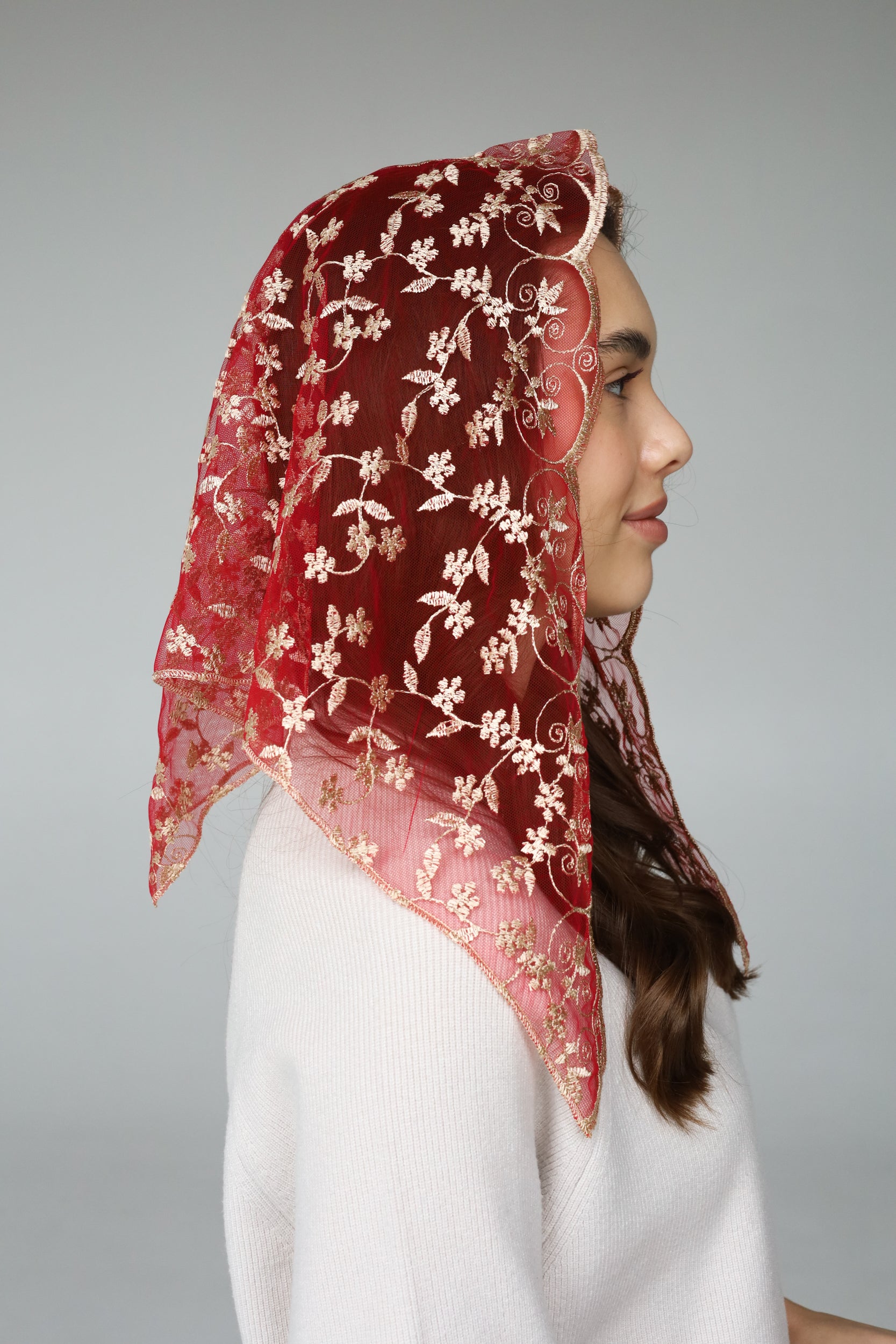 RED & GOLD TRIANGLE VEIL - MariaVeils