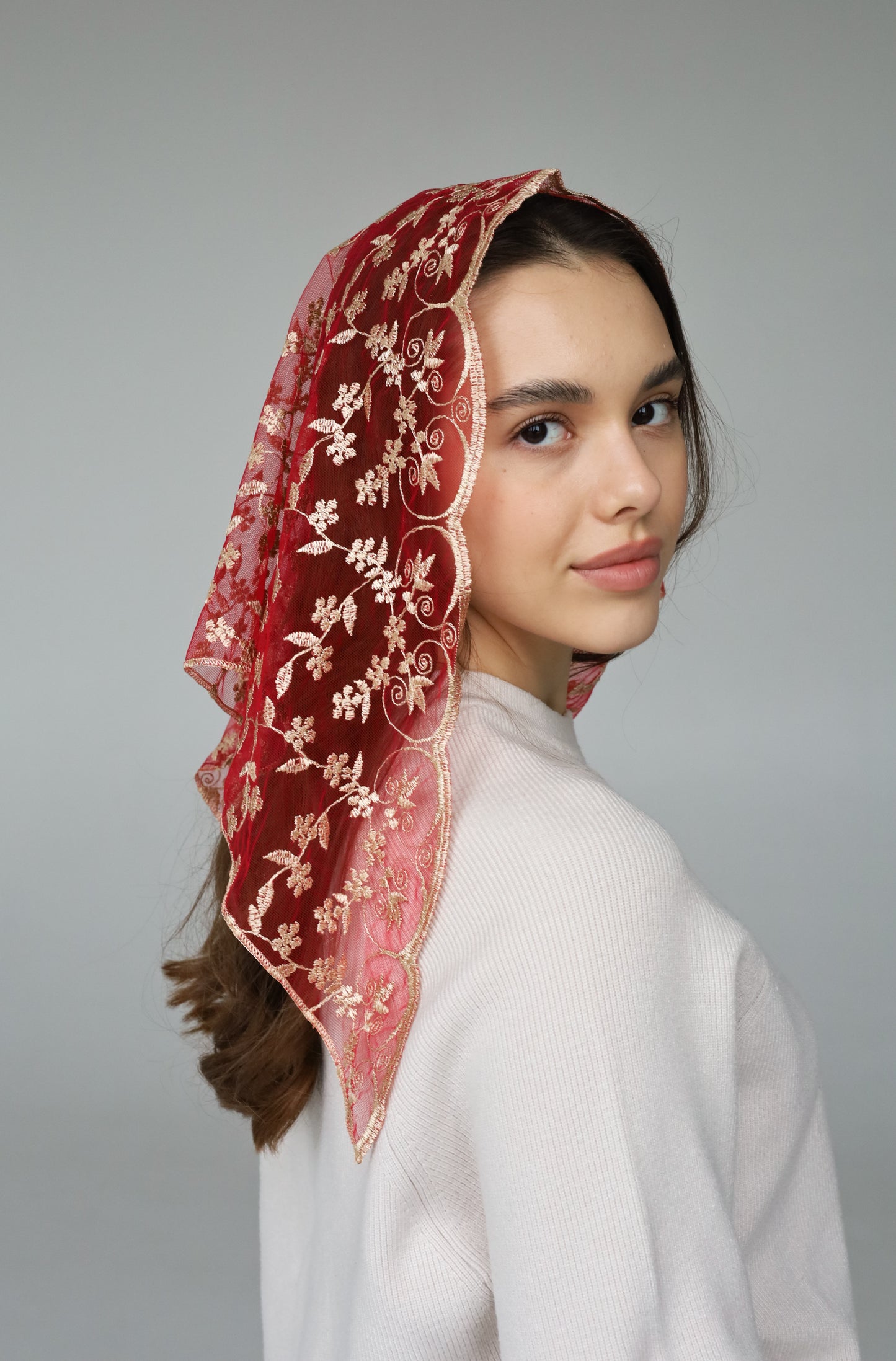 RED & GOLD TRIANGLE VEIL - MariaVeils