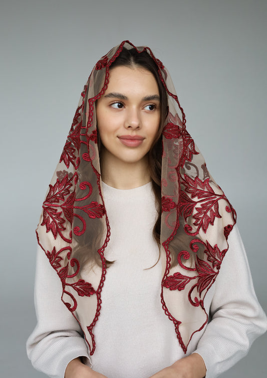 LONG TRIANGLE RED VEIL - MariaVeils
