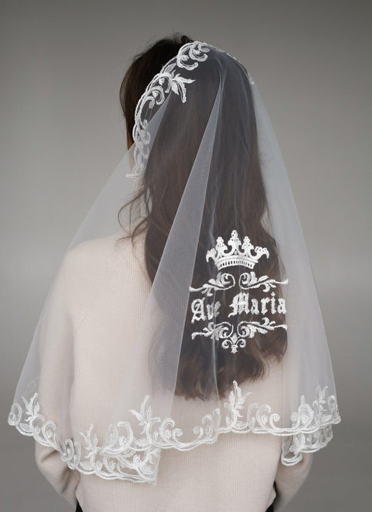 LONG IVORY MANTILLA WITH EMBROIDERY - MariaVeils