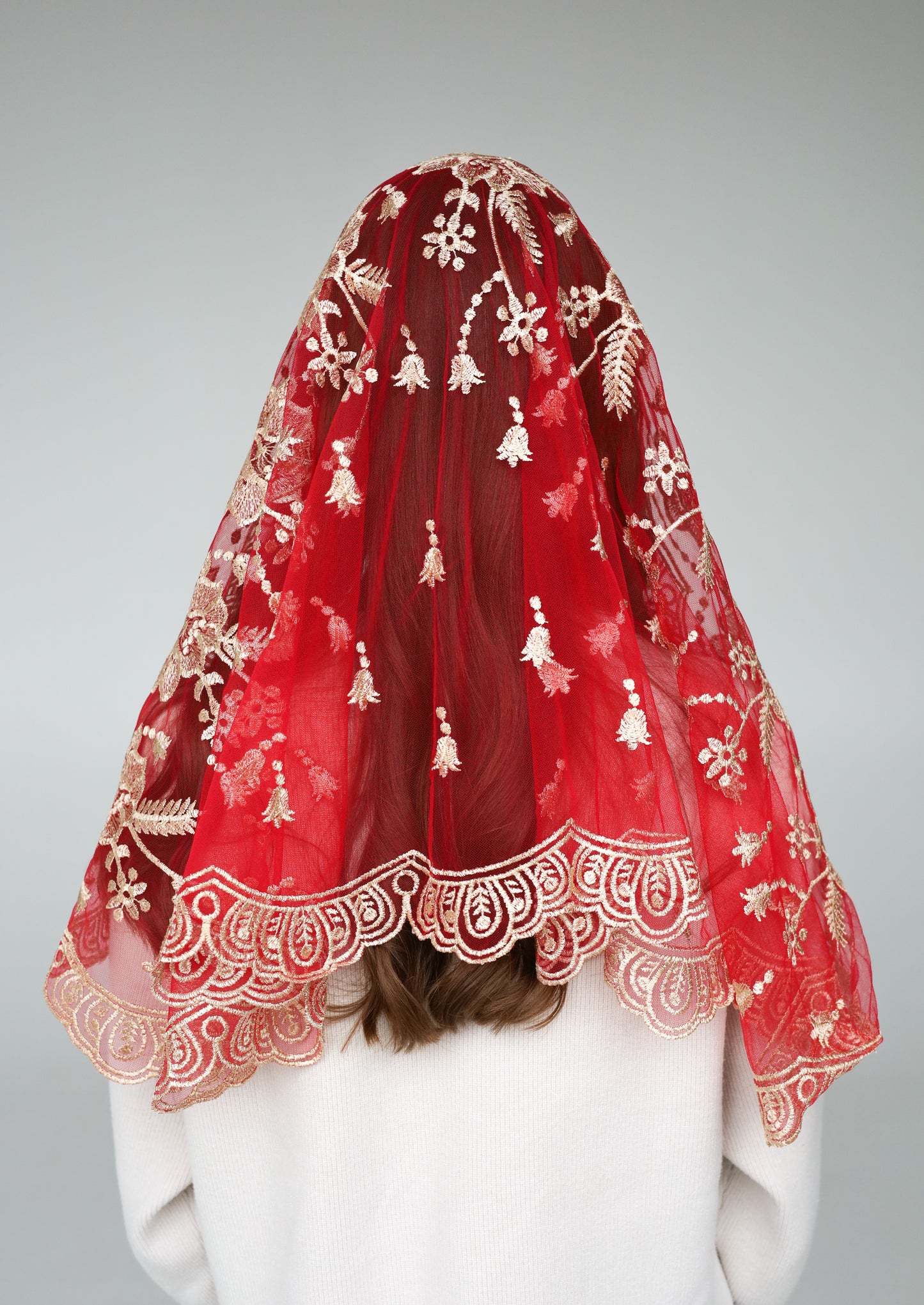 RED & GOLD MANTILLA