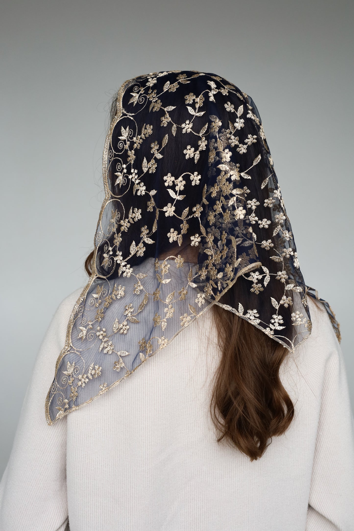 GOLD & BLUE SHORT VEIL - MariaVeils