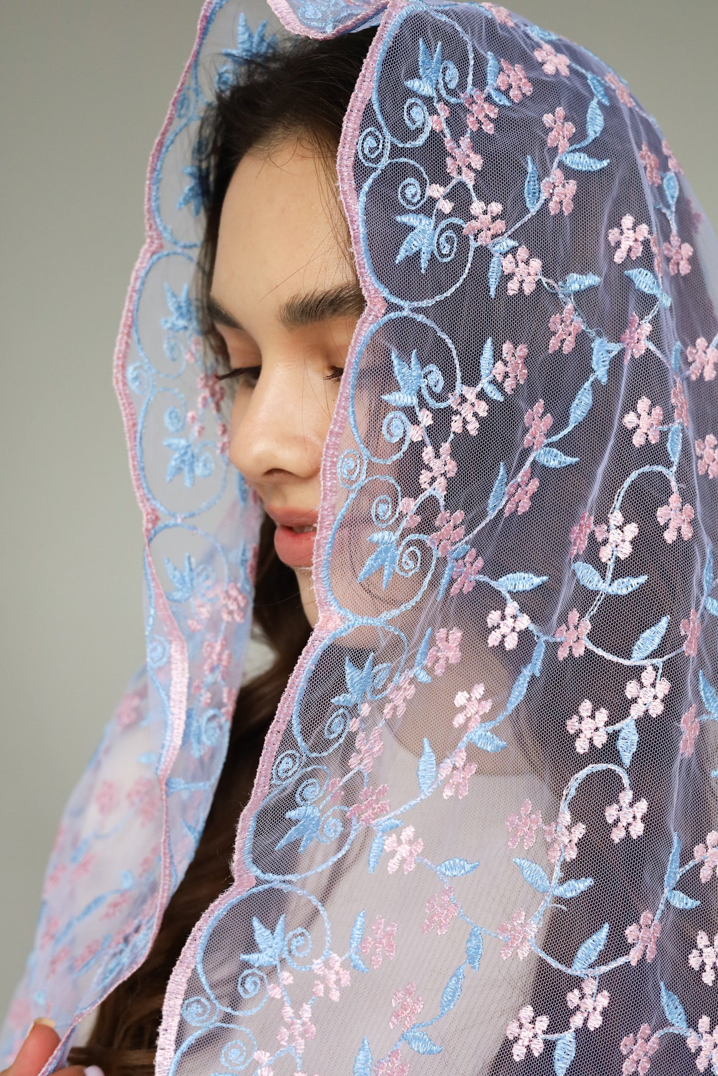 EXTRA LONG PINK & BLUE VEIL