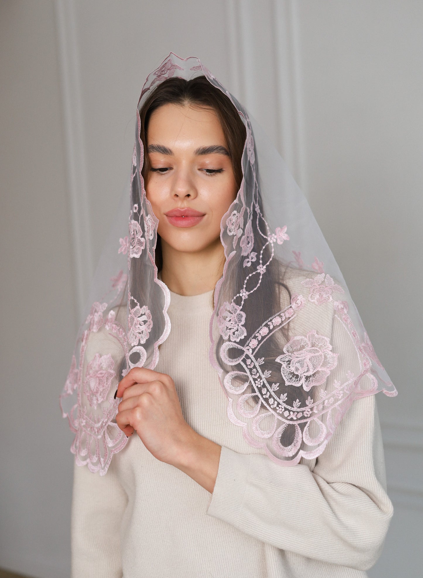SHORT PINK VEIL - MariaVeils