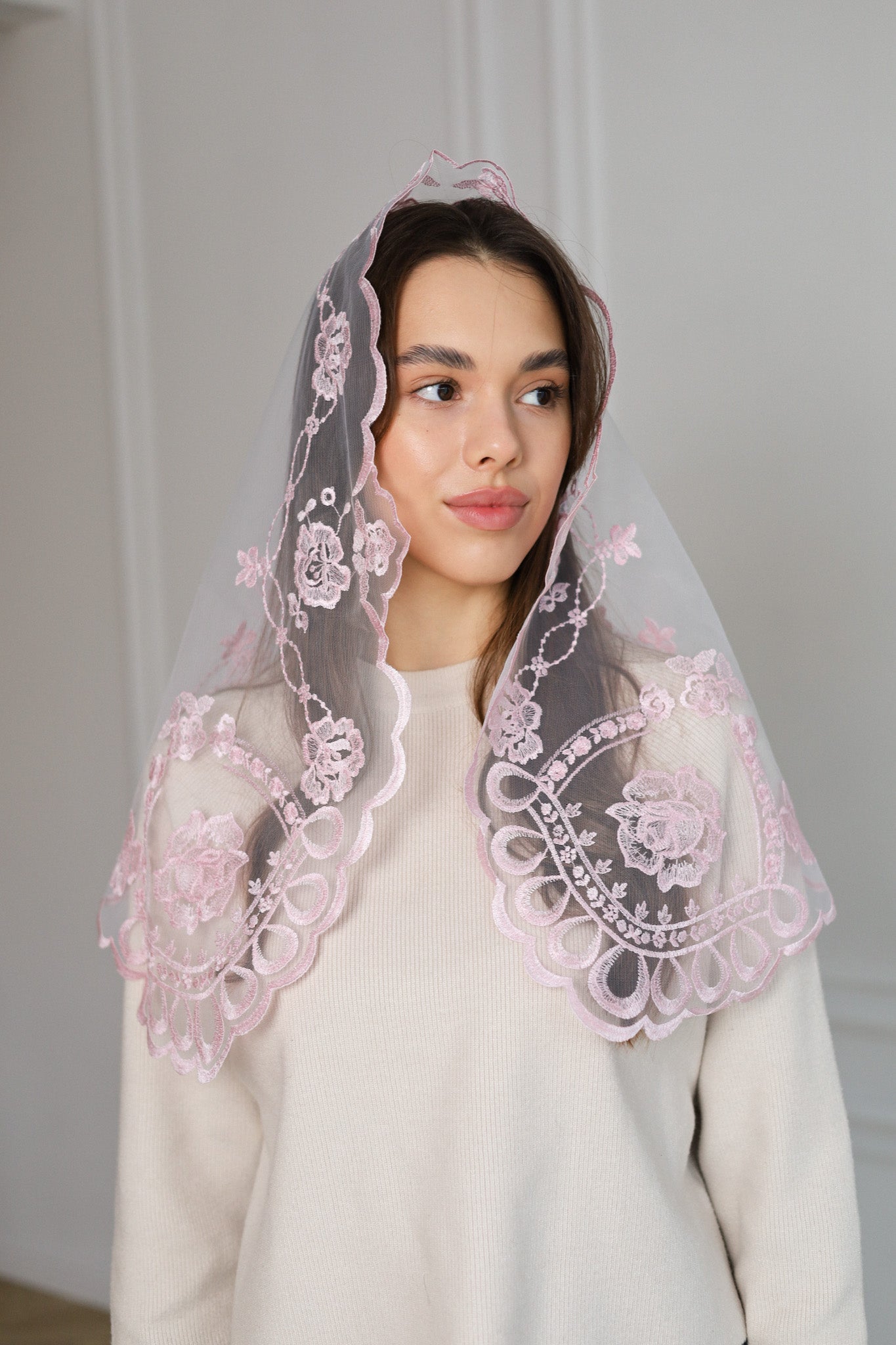 SHORT PINK VEIL - MariaVeils