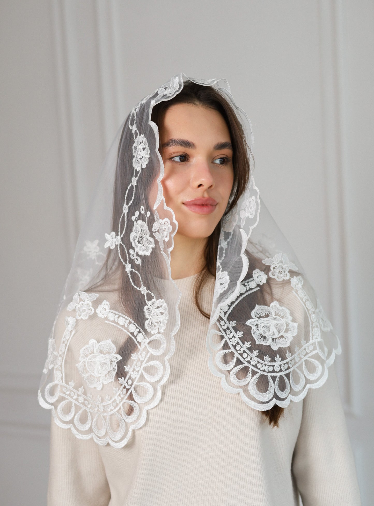 SHORT IVORY VEIL - MariaVeils