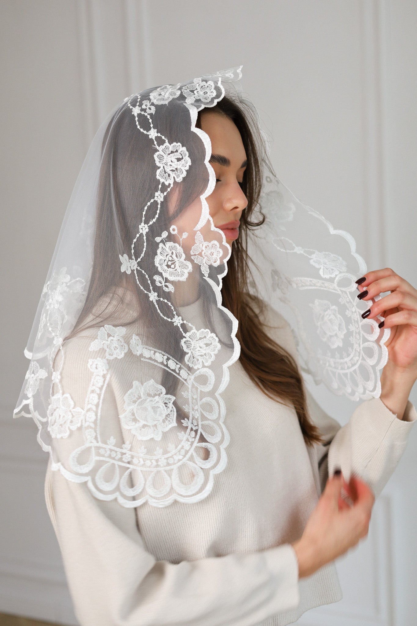 SHORT IVORY VEIL - MariaVeils