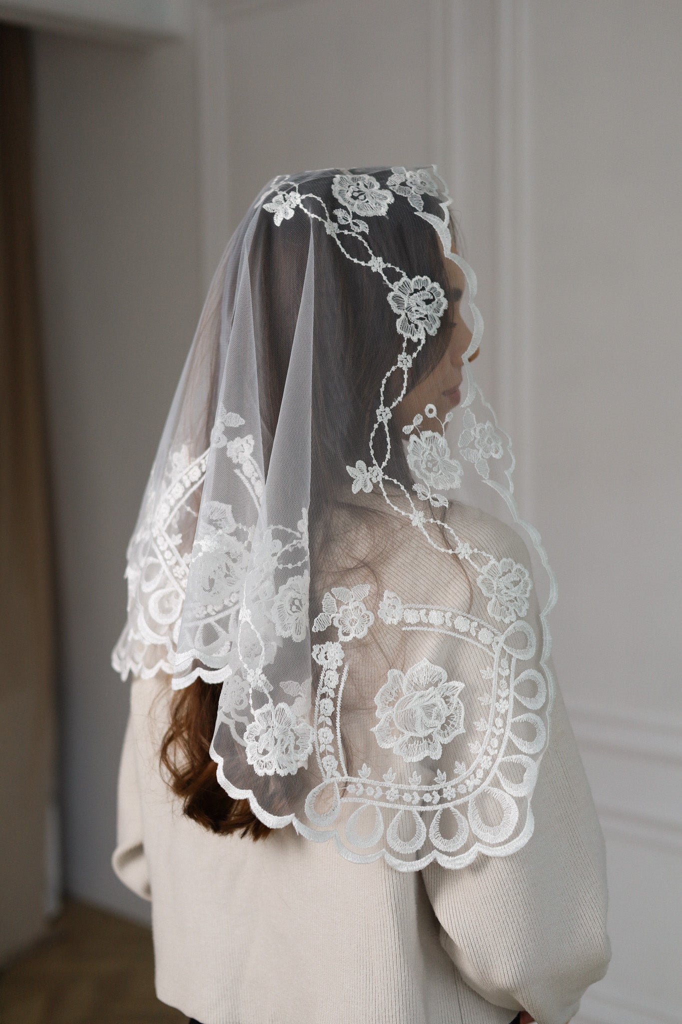 SHORT IVORY VEIL - MariaVeils