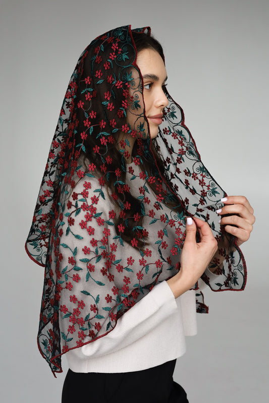LONG RED & GREEN VEIL - MariaVeils