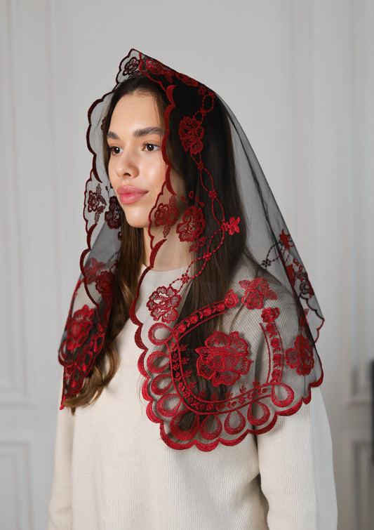 SHORT BURGUNDY VEIL - MariaVeils