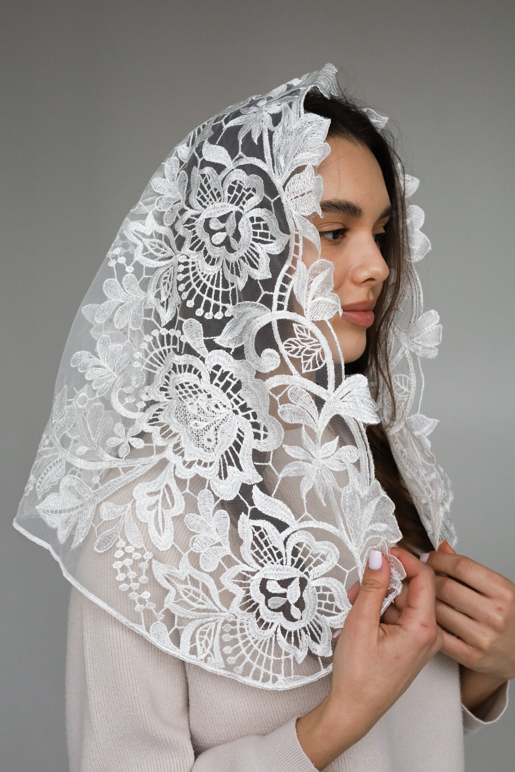 FLORAL IVORY VEIL - MariaVeils