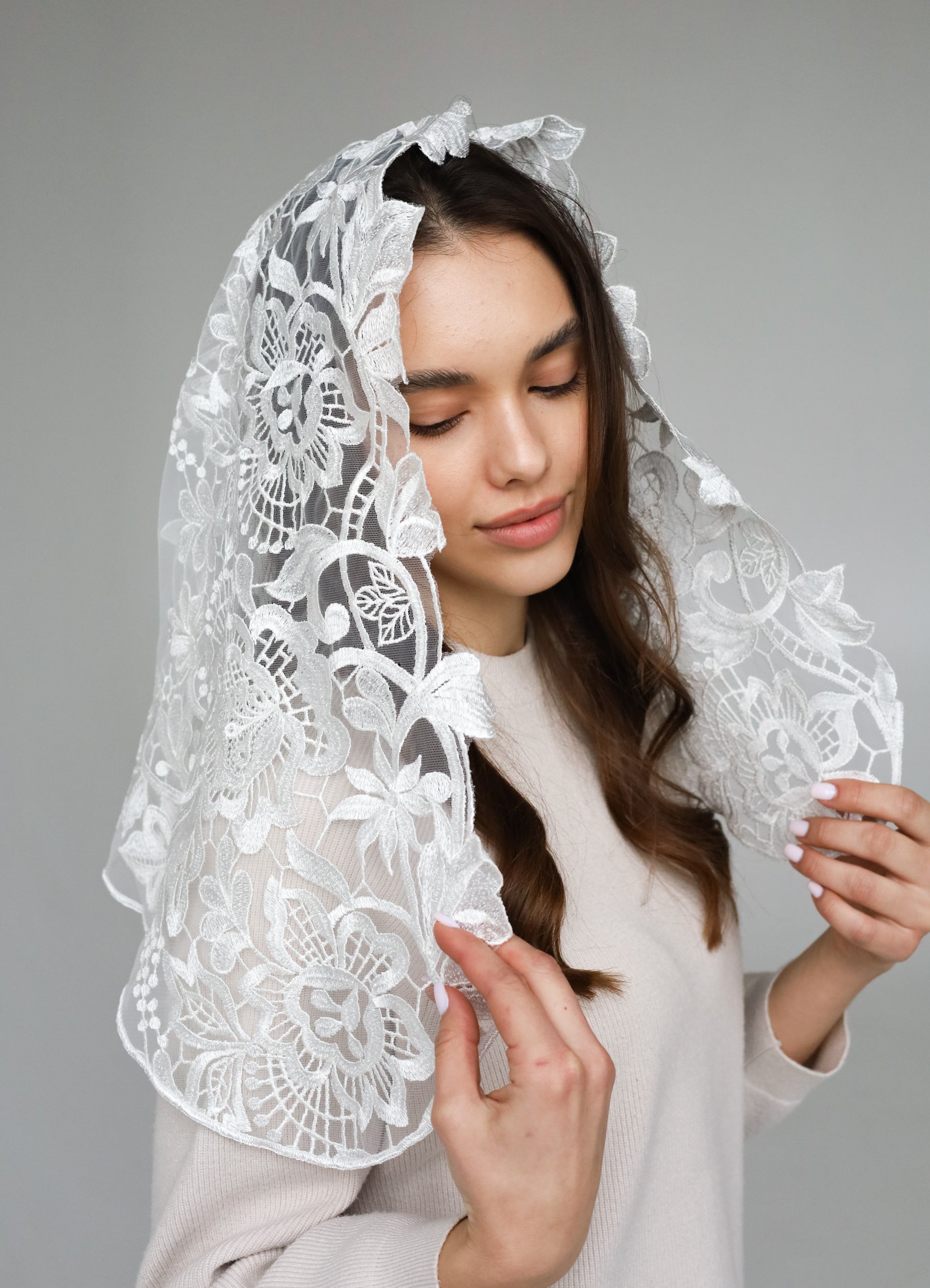 FLORAL IVORY VEIL - MariaVeils
