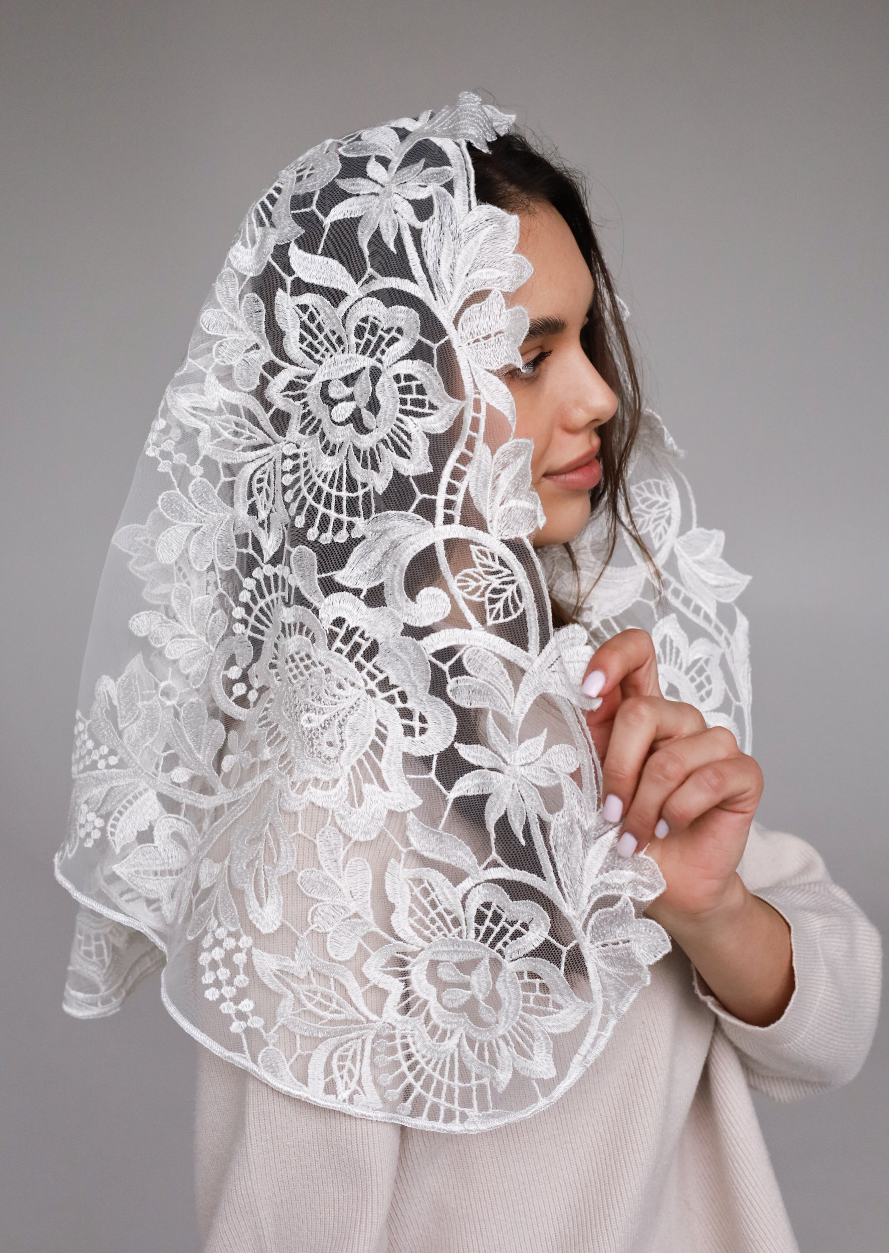 FLORAL IVORY VEIL - MariaVeils
