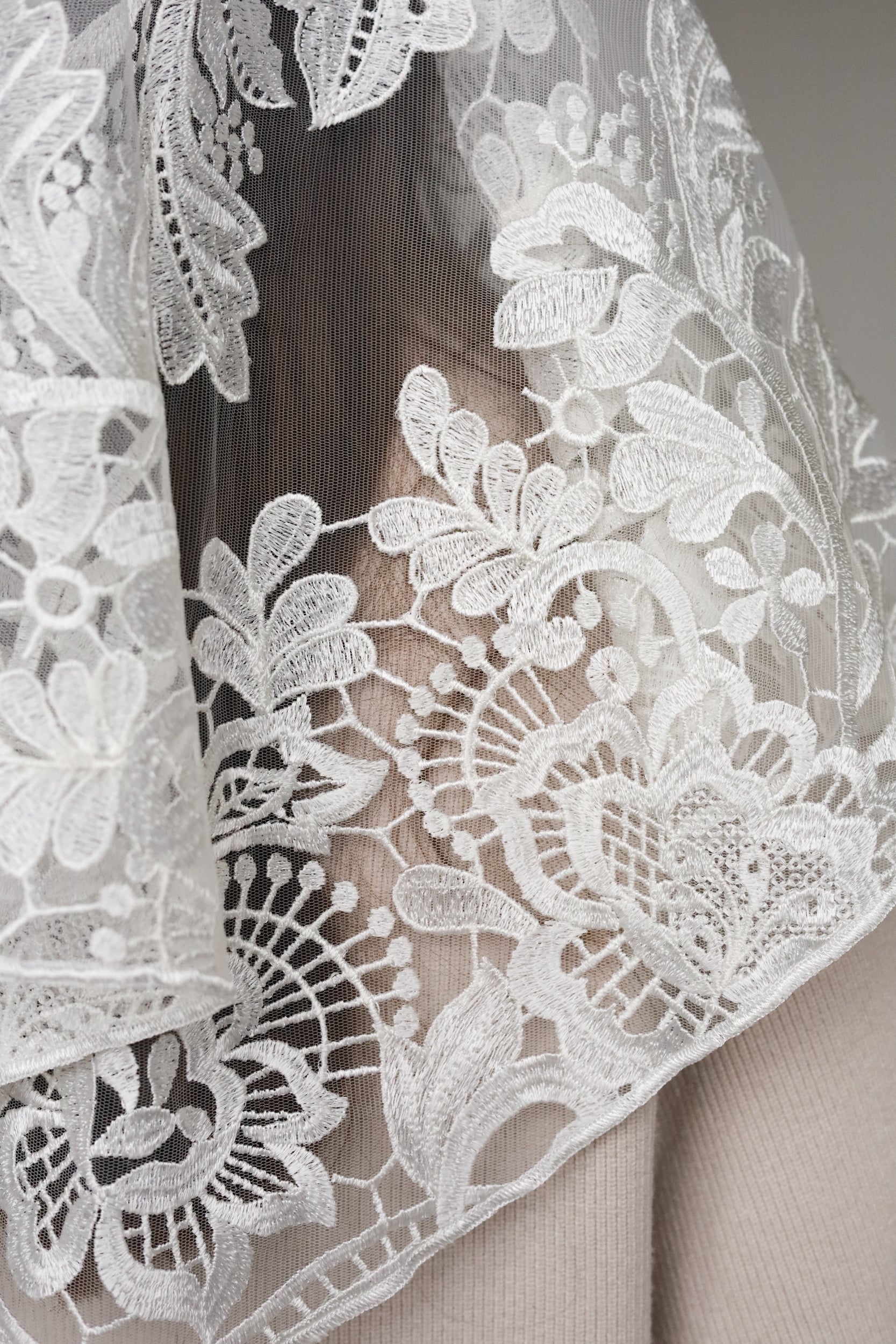 FLORAL IVORY VEIL - MariaVeils