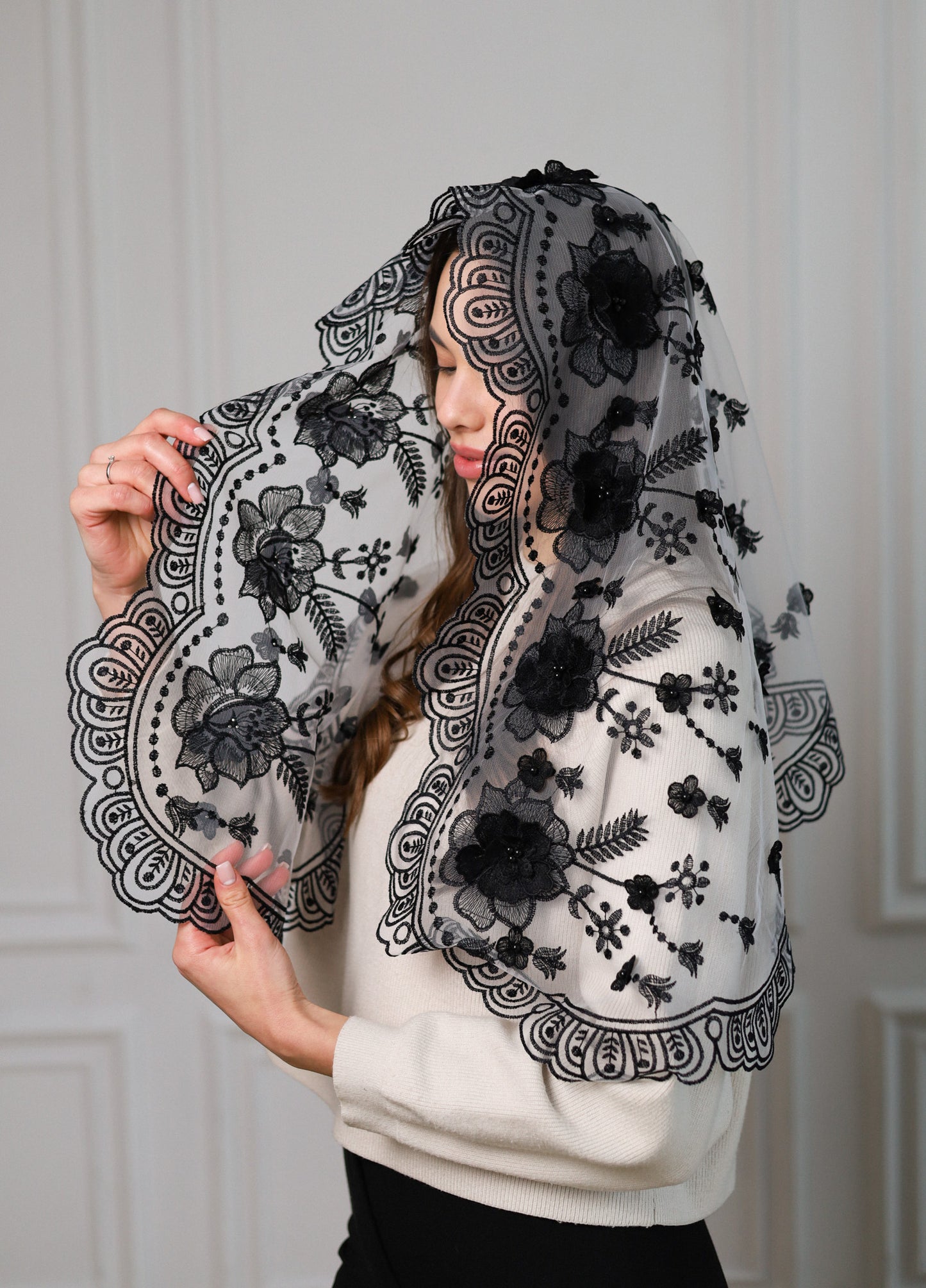 NEW BLACK 3D FLORAL VEIL