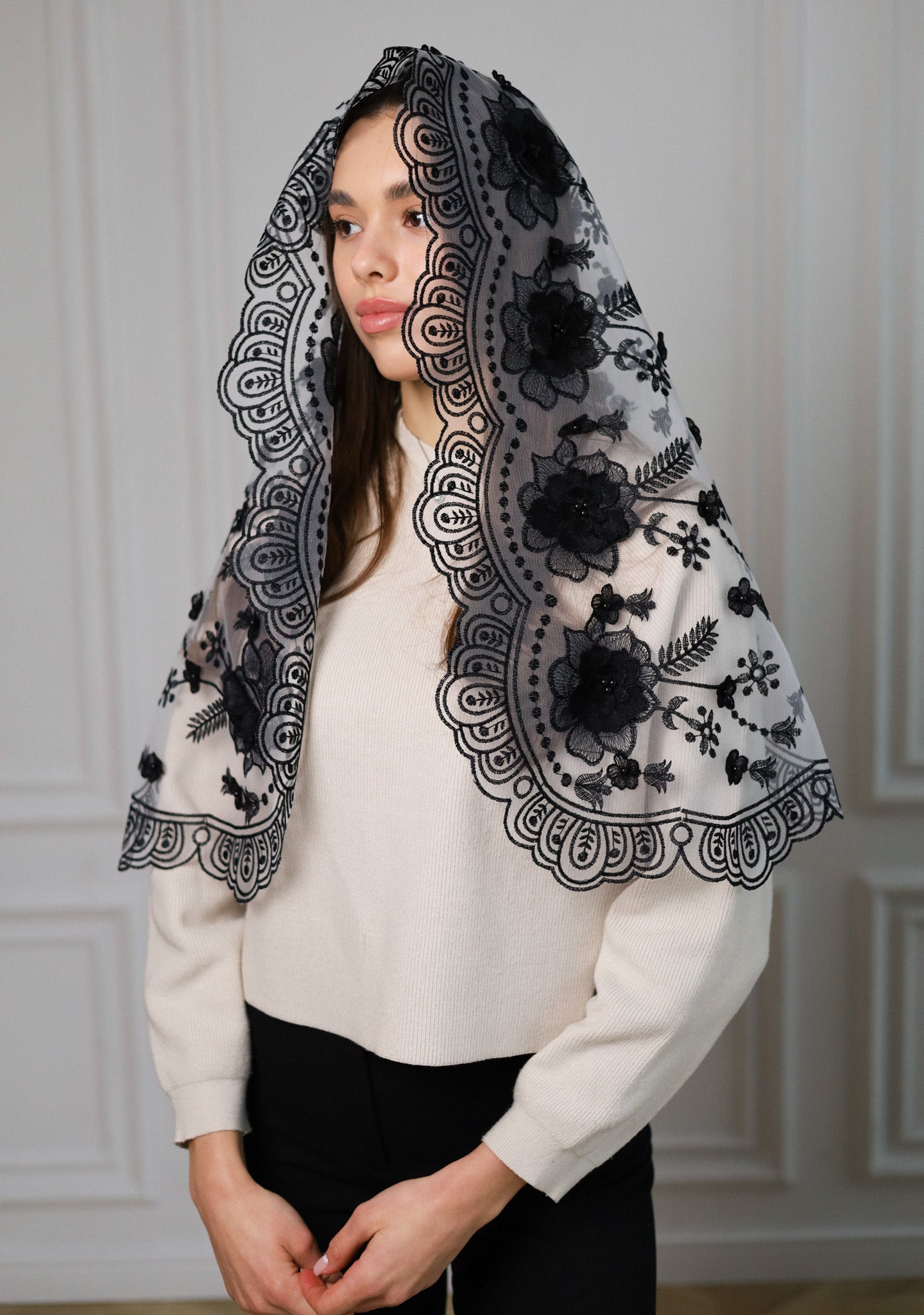 NEW BLACK 3D FLORAL VEIL