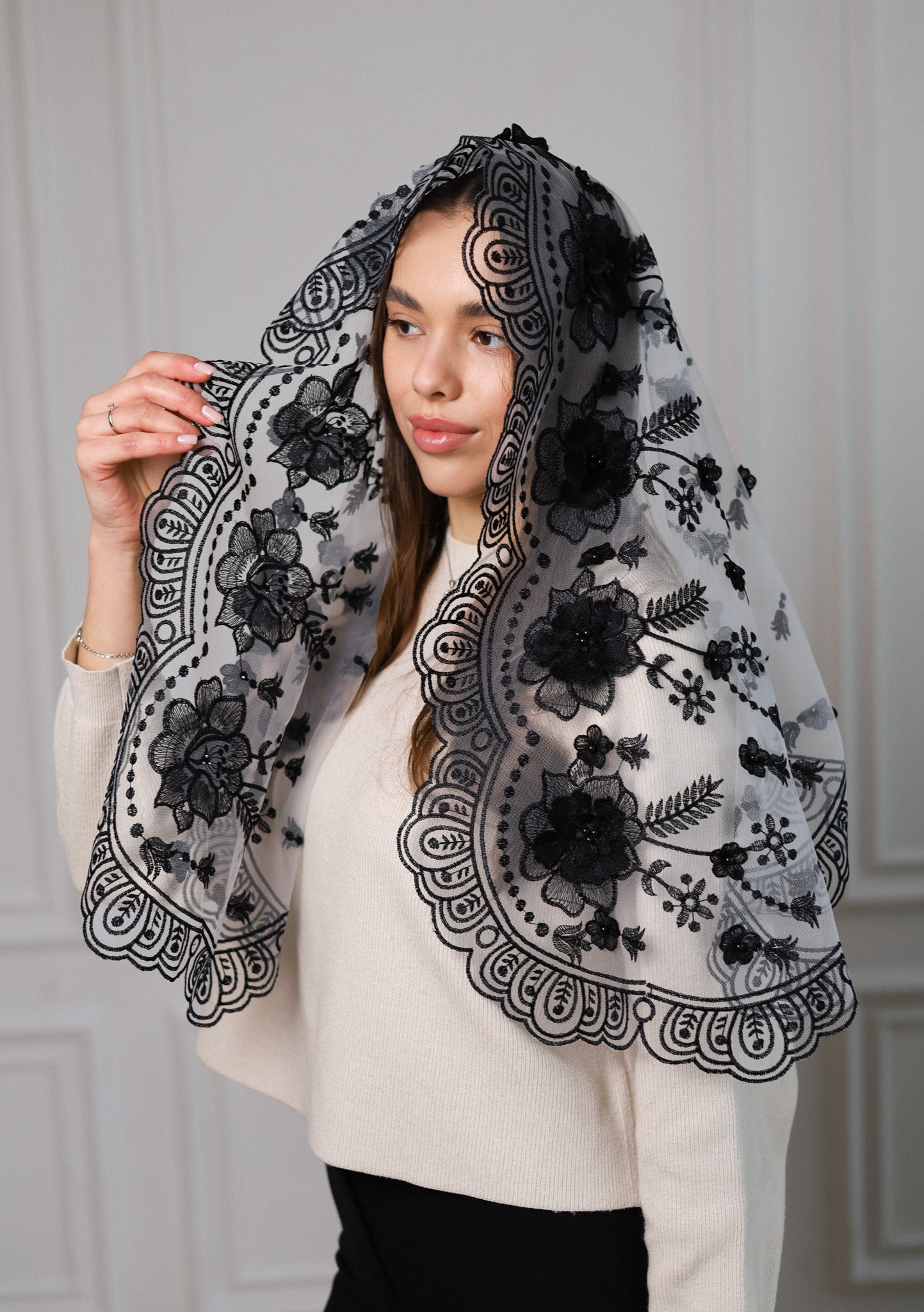 NEW BLACK 3D FLORAL VEIL