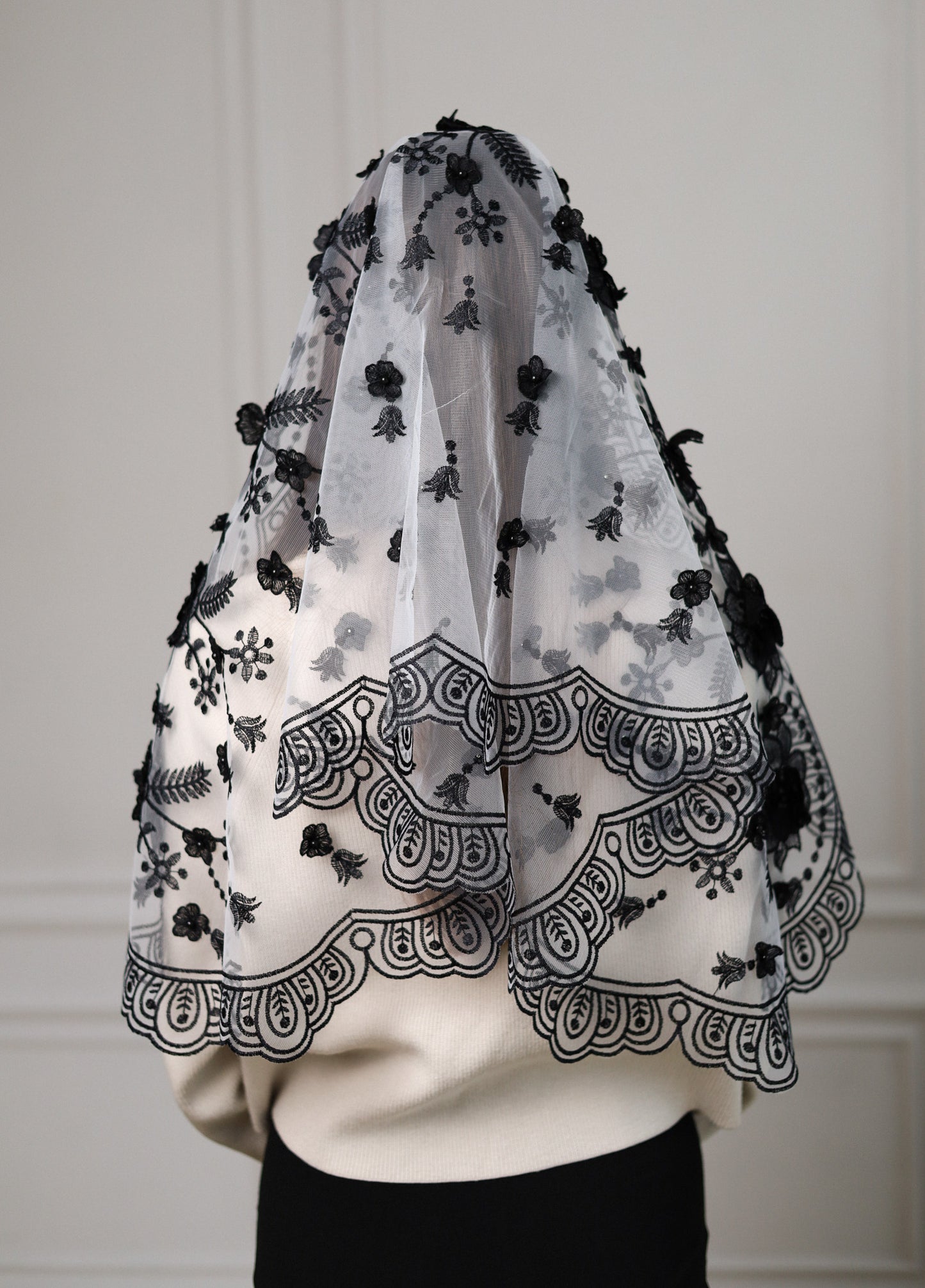 NEW BLACK 3D FLORAL VEIL