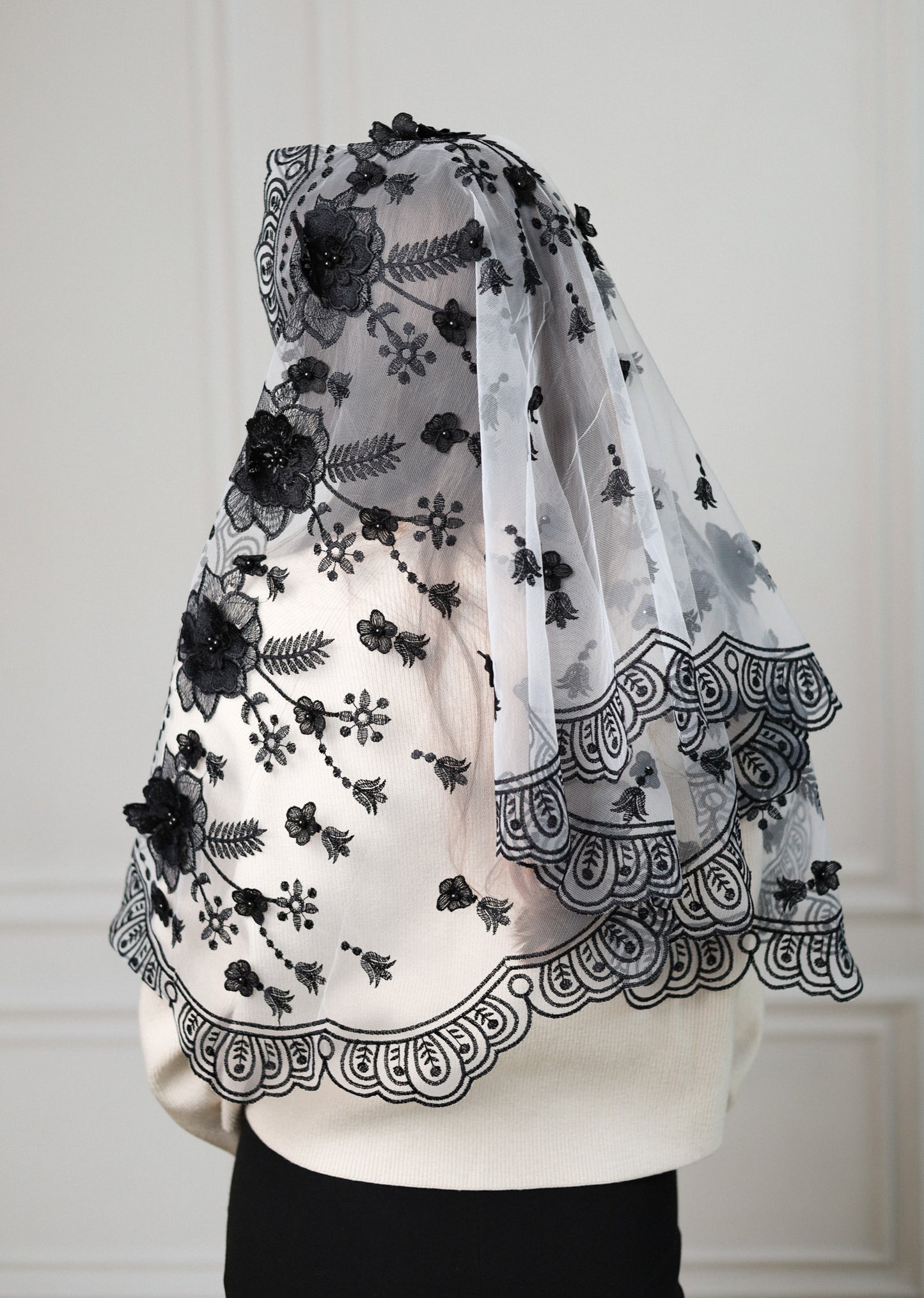 NEW BLACK 3D FLORAL VEIL