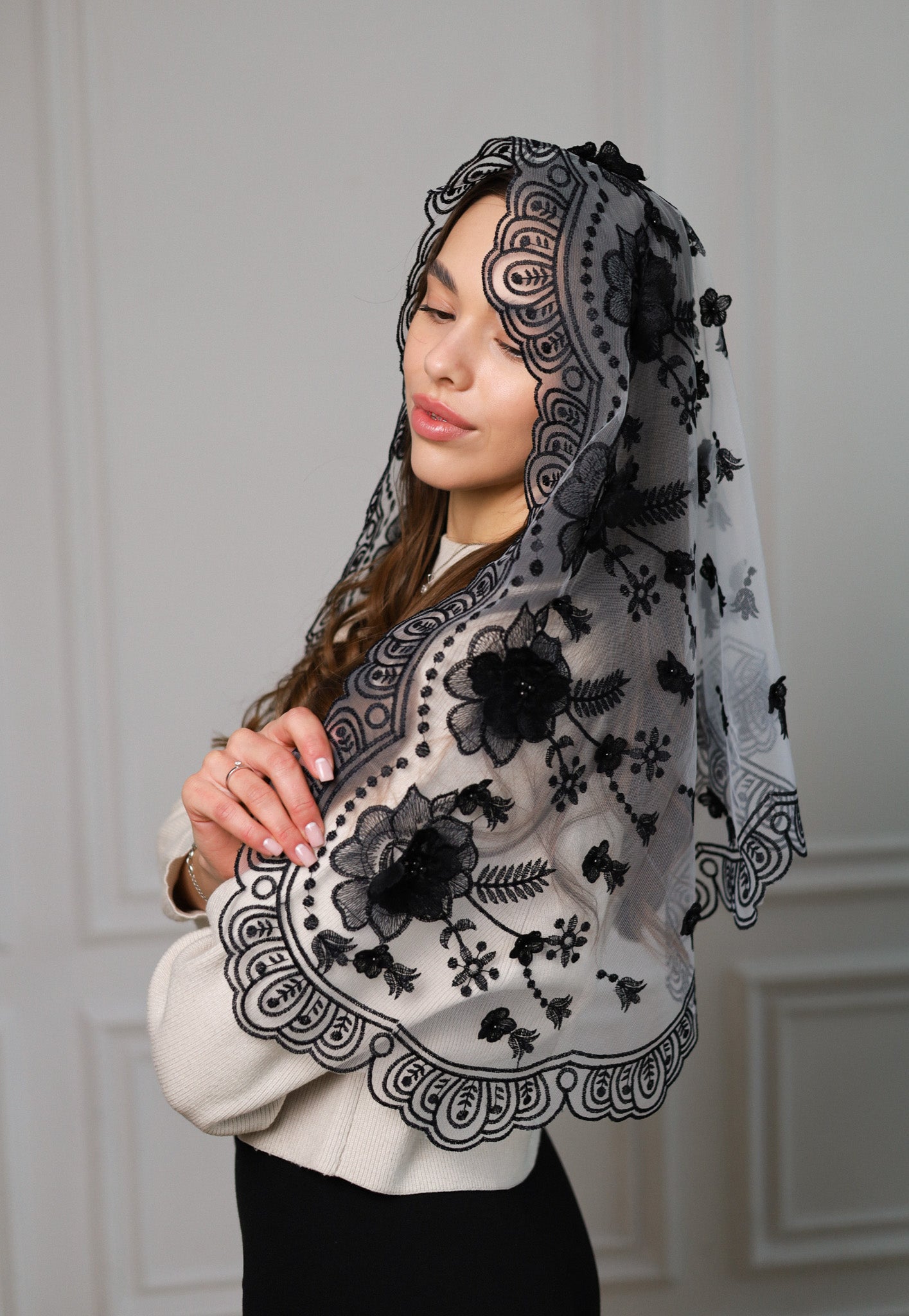 NEW BLACK 3D FLORAL VEIL