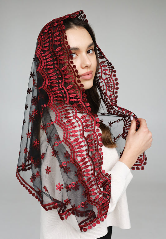 LONG BURGUNDY MANTILLA - MariaVeils