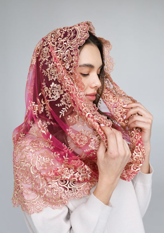 PINK & GOLD MANTILLA - MariaVeils