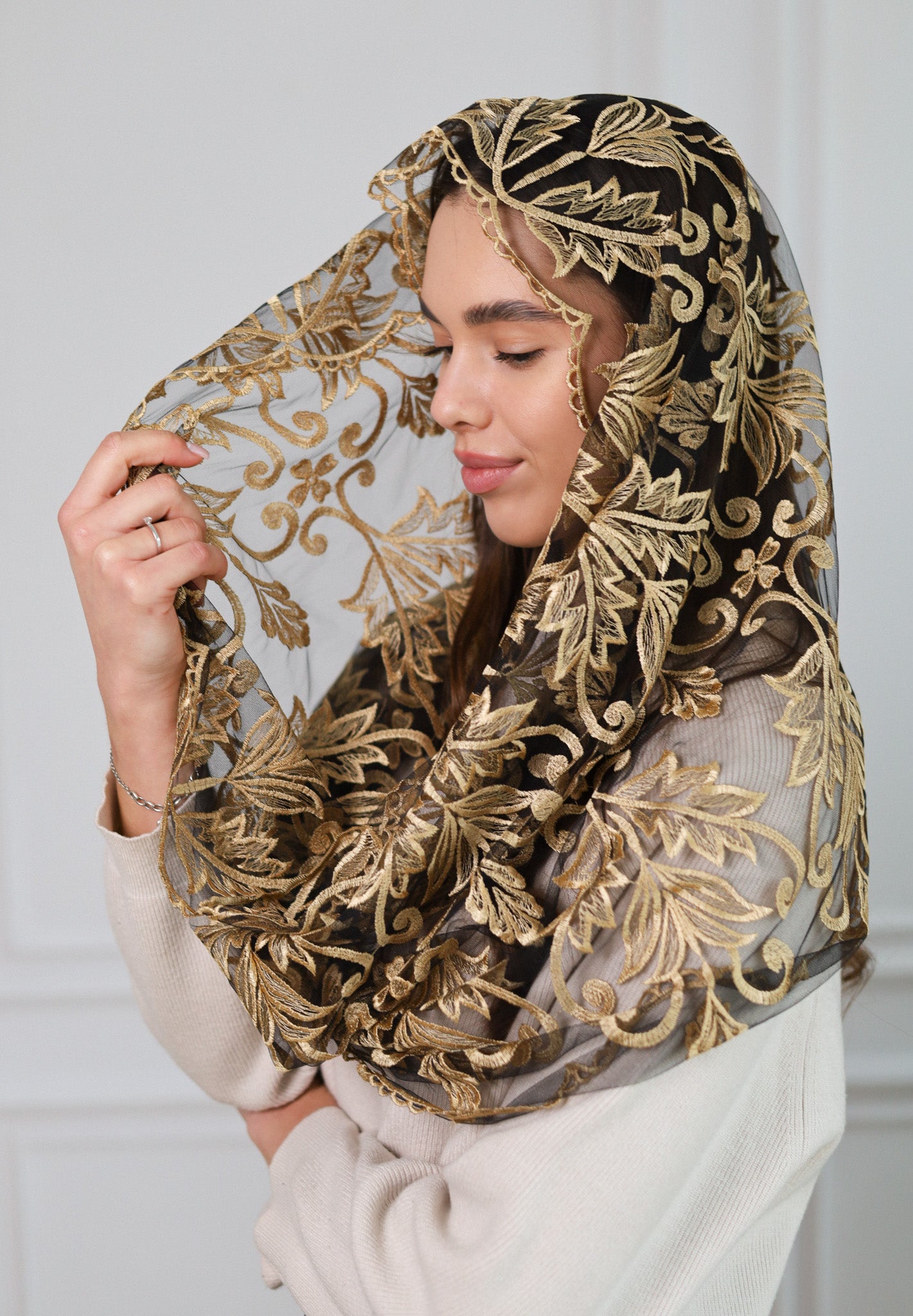 GOLD INFINITY VEIL
