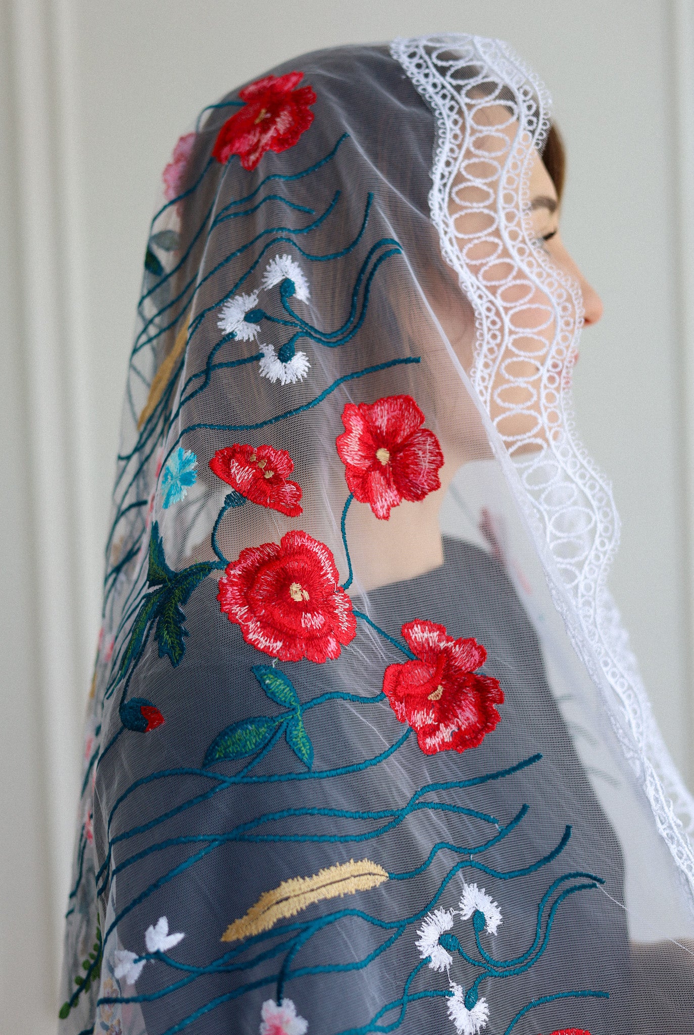 EXTRA LONG WHITE VEIL - MariaVeils