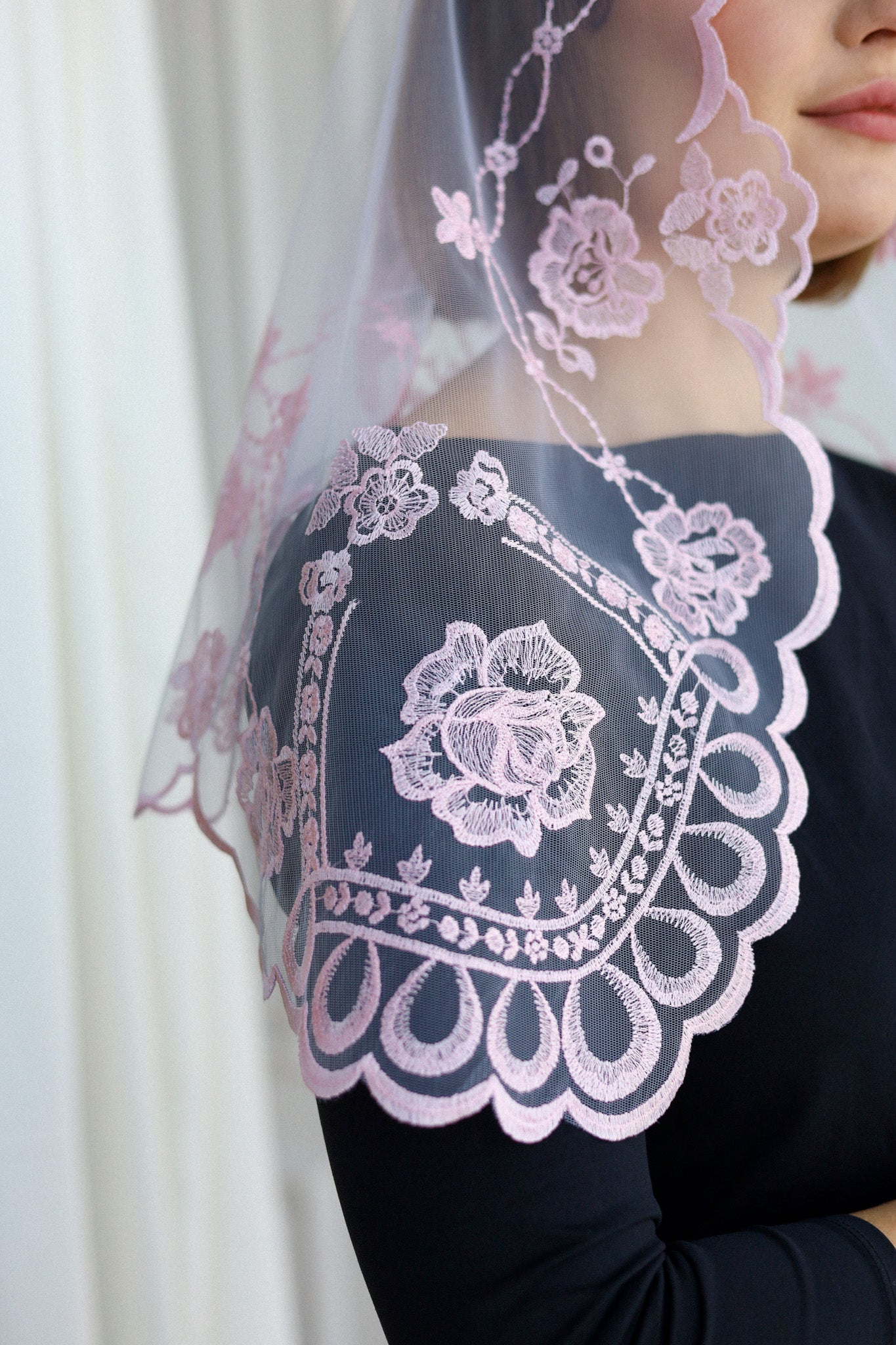 SHORT PINK VEIL - MariaVeils