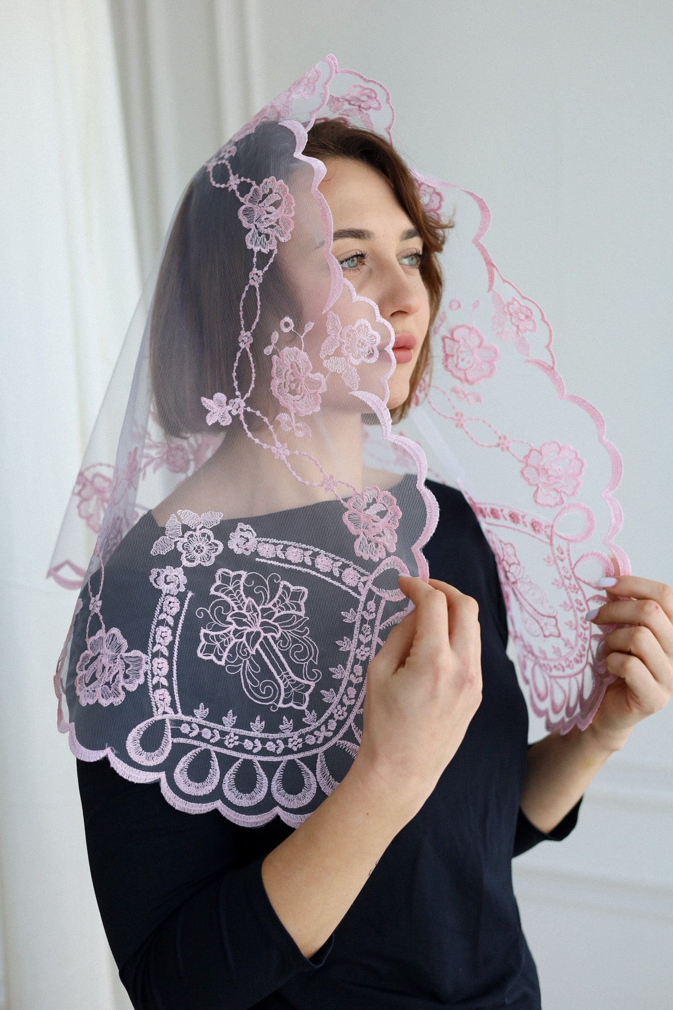 SHORT PINK VEIL - MariaVeils