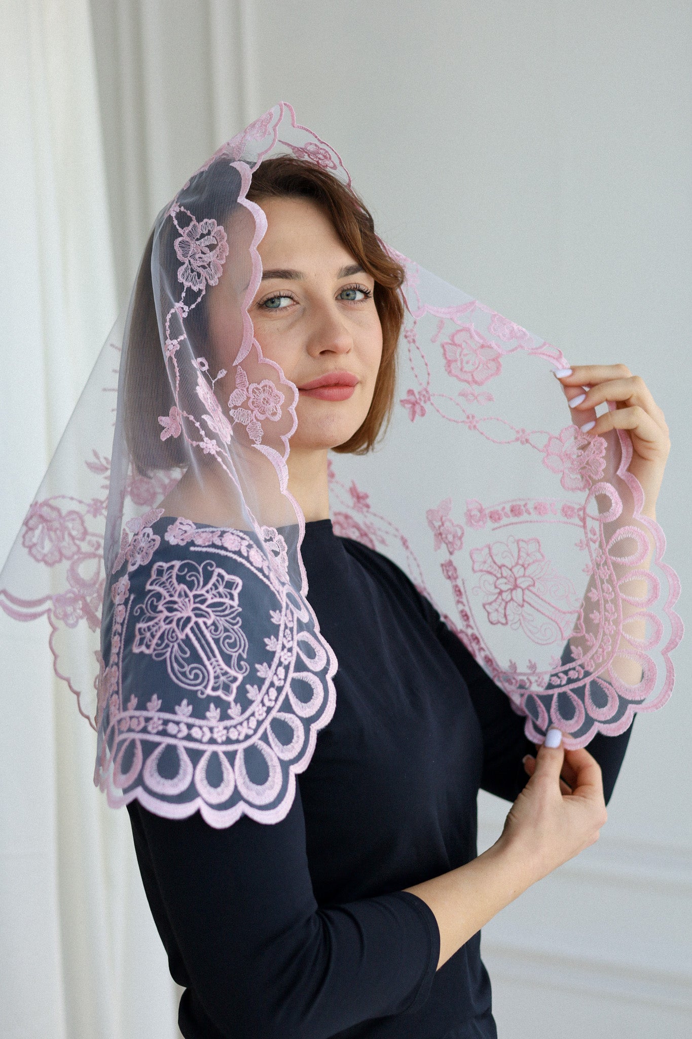 SHORT PINK VEIL - MariaVeils