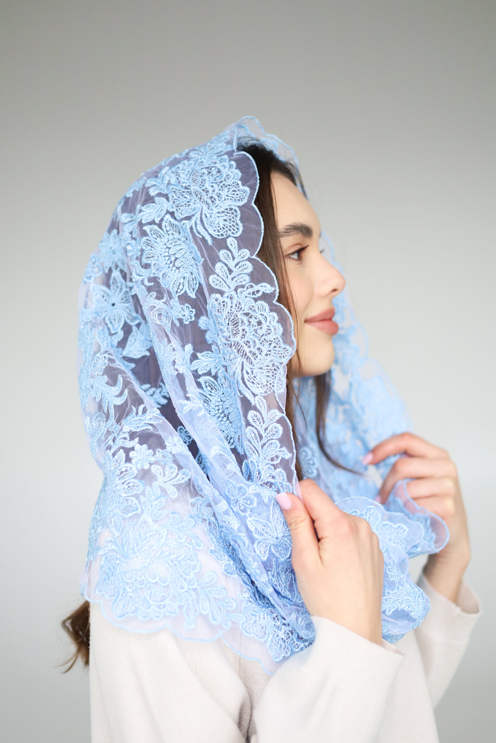 BLUE INFINITY MANTILLA - MariaVeils