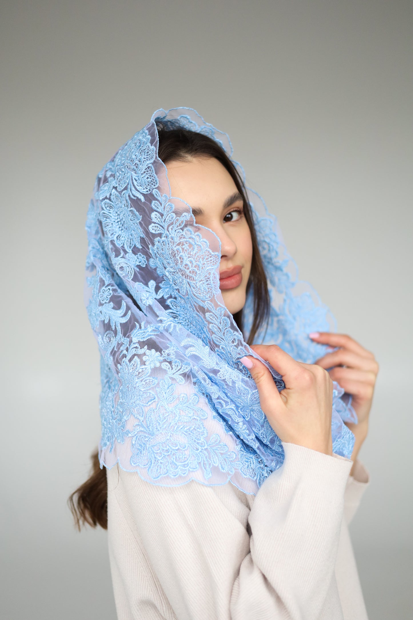 BLUE INFINITY MANTILLA - MariaVeils