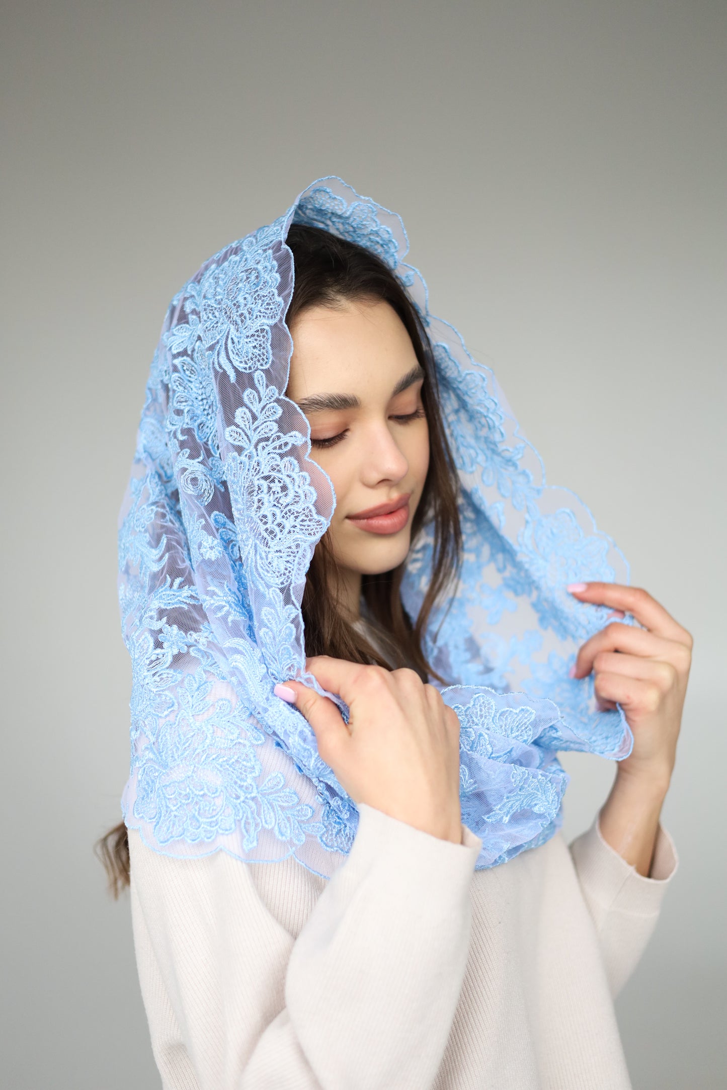 BLUE INFINITY MANTILLA - MariaVeils