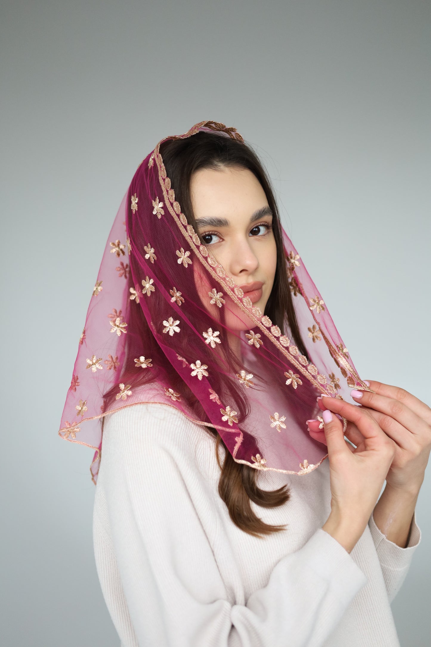PINK TRIANGLE VEIL - MariaVeils