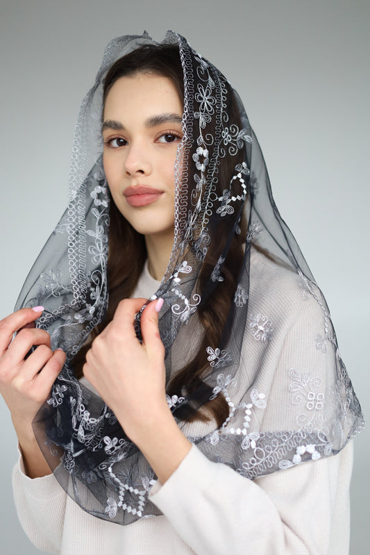 GREY INFINITY MANTILLA - MariaVeils