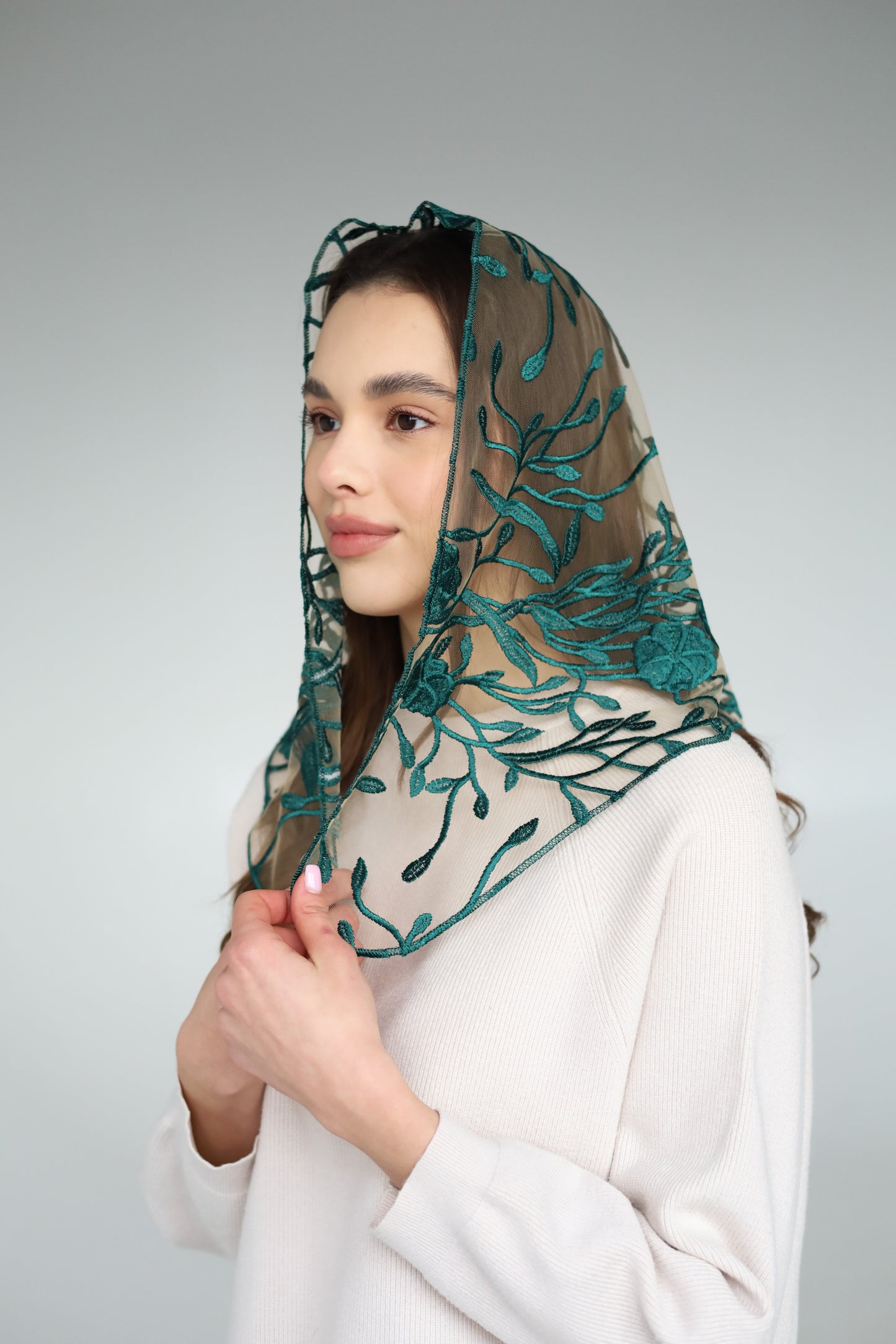 GREEN TRIANGLE VEIL - MariaVeils