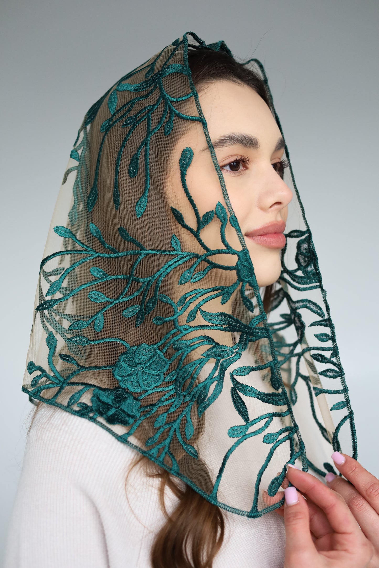 GREEN TRIANGLE VEIL - MariaVeils