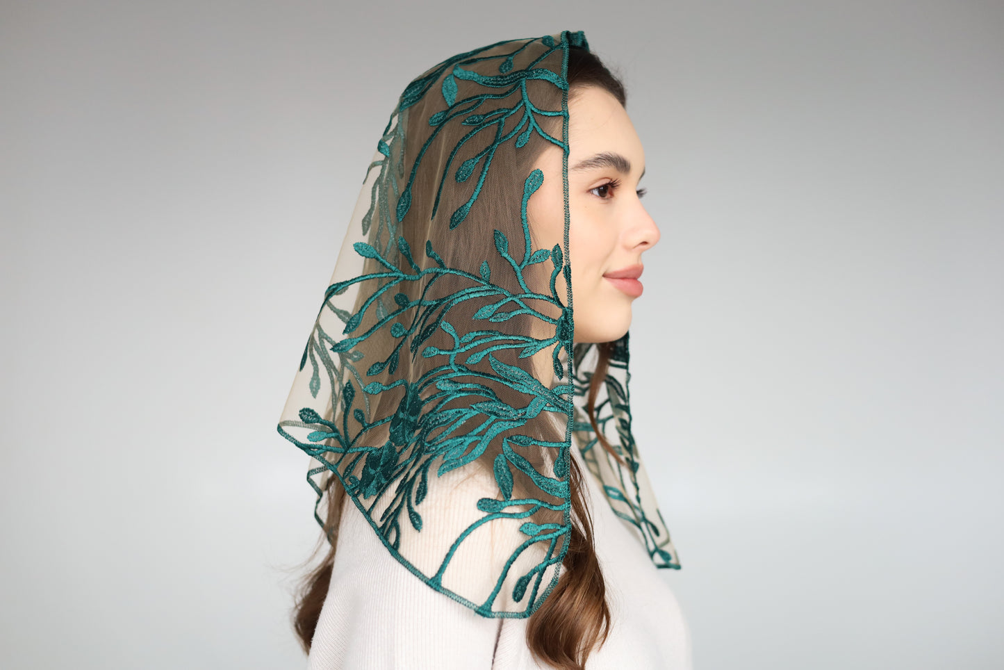 GREEN TRIANGLE VEIL - MariaVeils