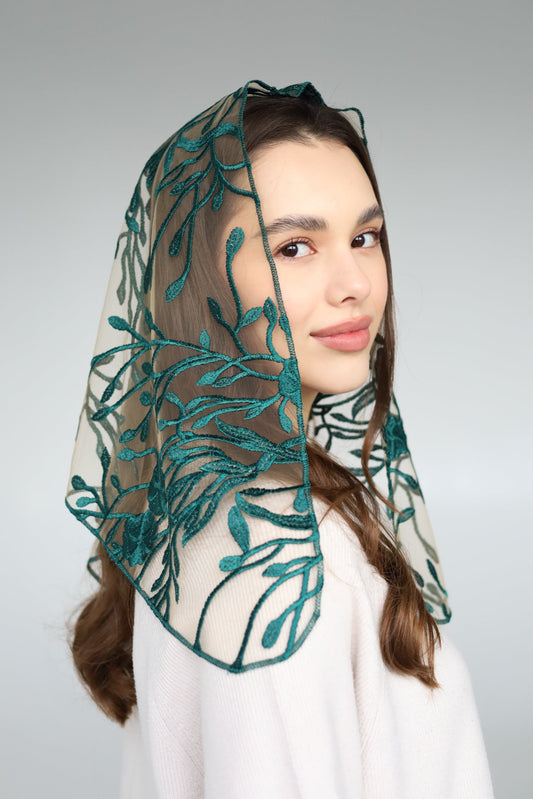 GREEN TRIANGLE VEIL - MariaVeils