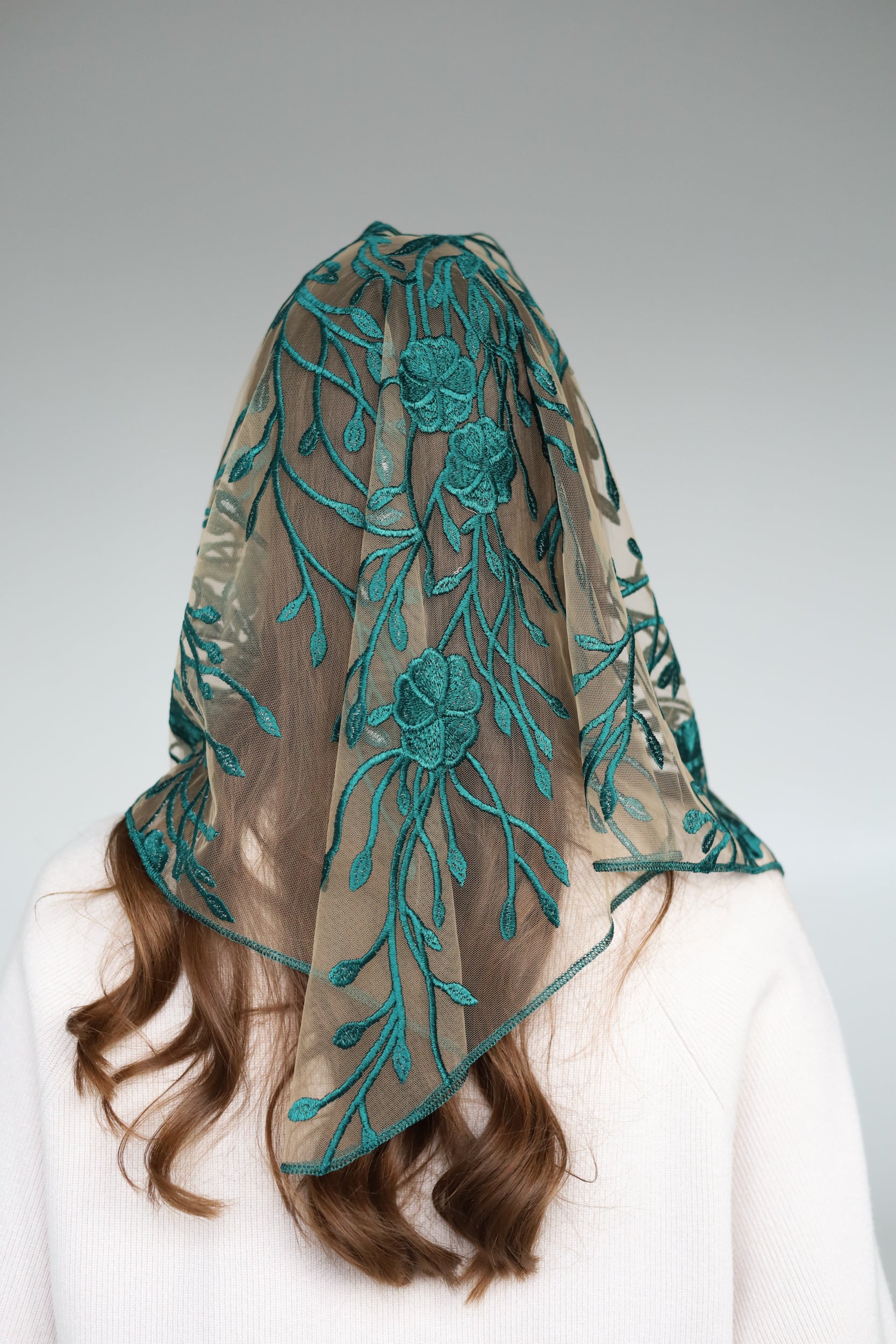 GREEN TRIANGLE VEIL - MariaVeils