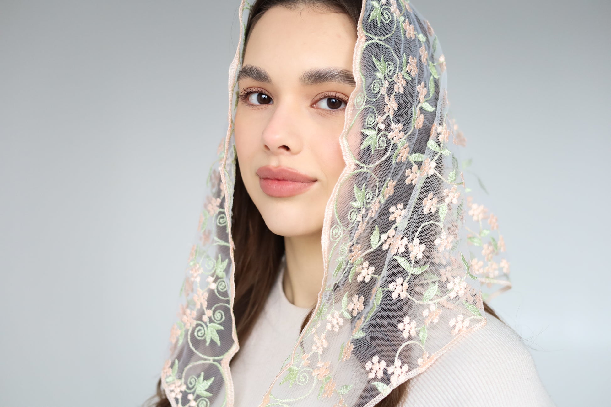 PEACH & PISTACHIO VEIL - MariaVeils