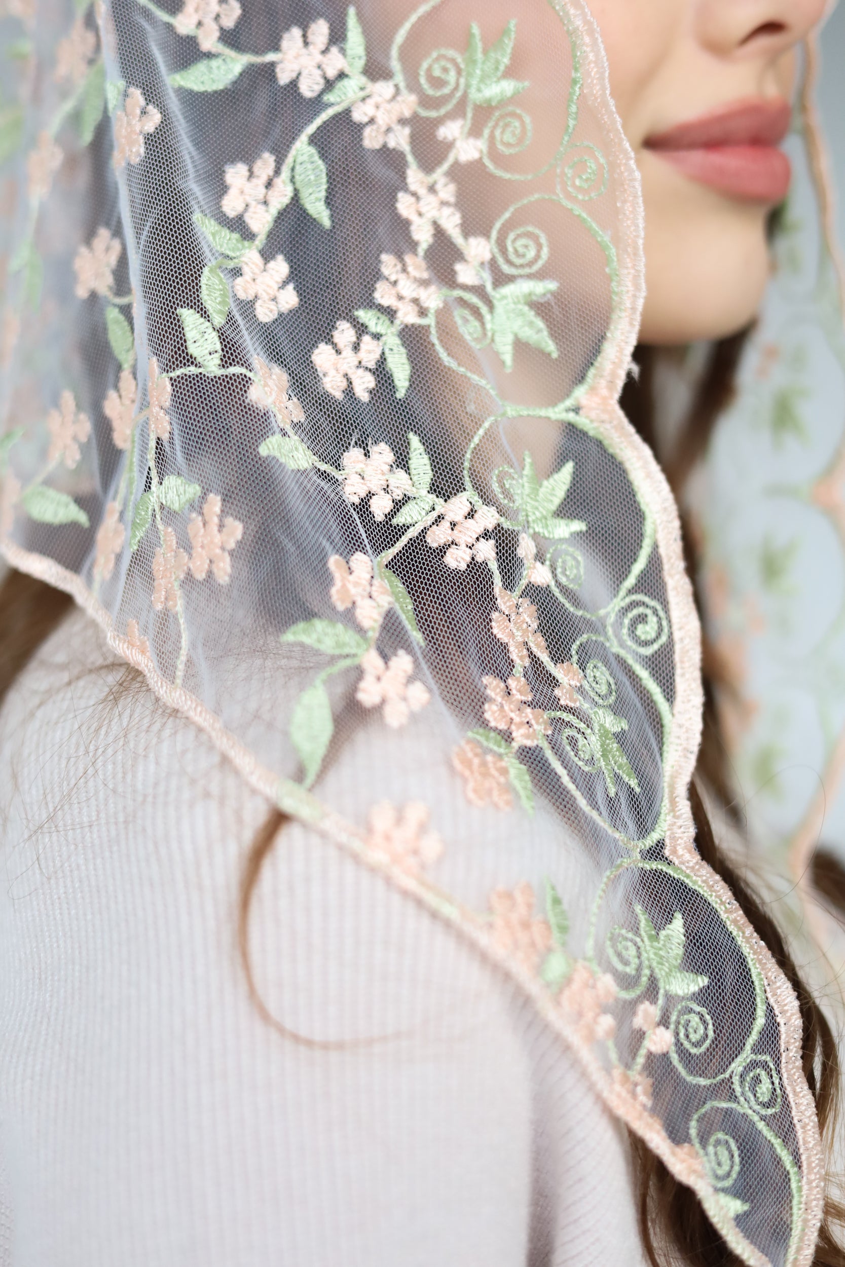 PEACH & PISTACHIO VEIL - MariaVeils