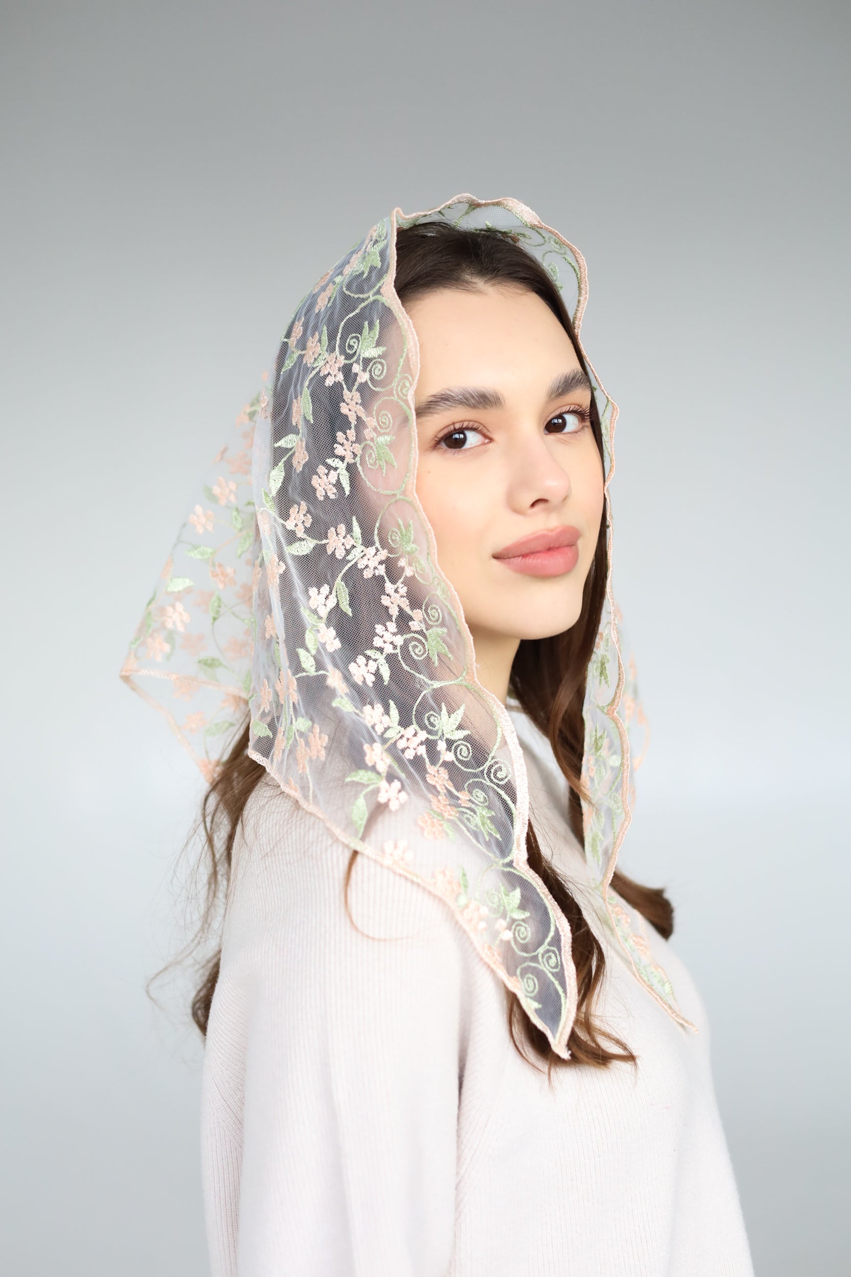 PEACH & PISTACHIO VEIL - MariaVeils