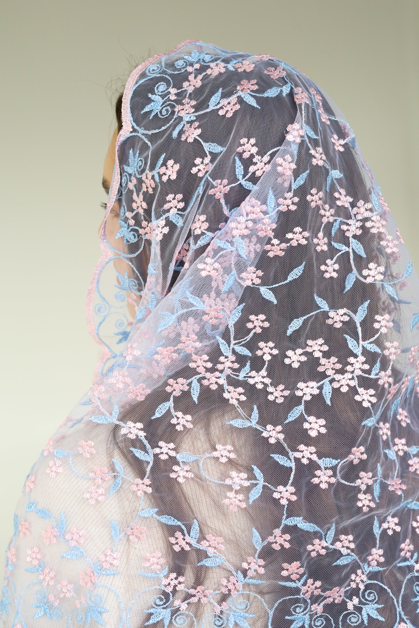 PINK & BLUE INFINITY VEIL - MariaVeils