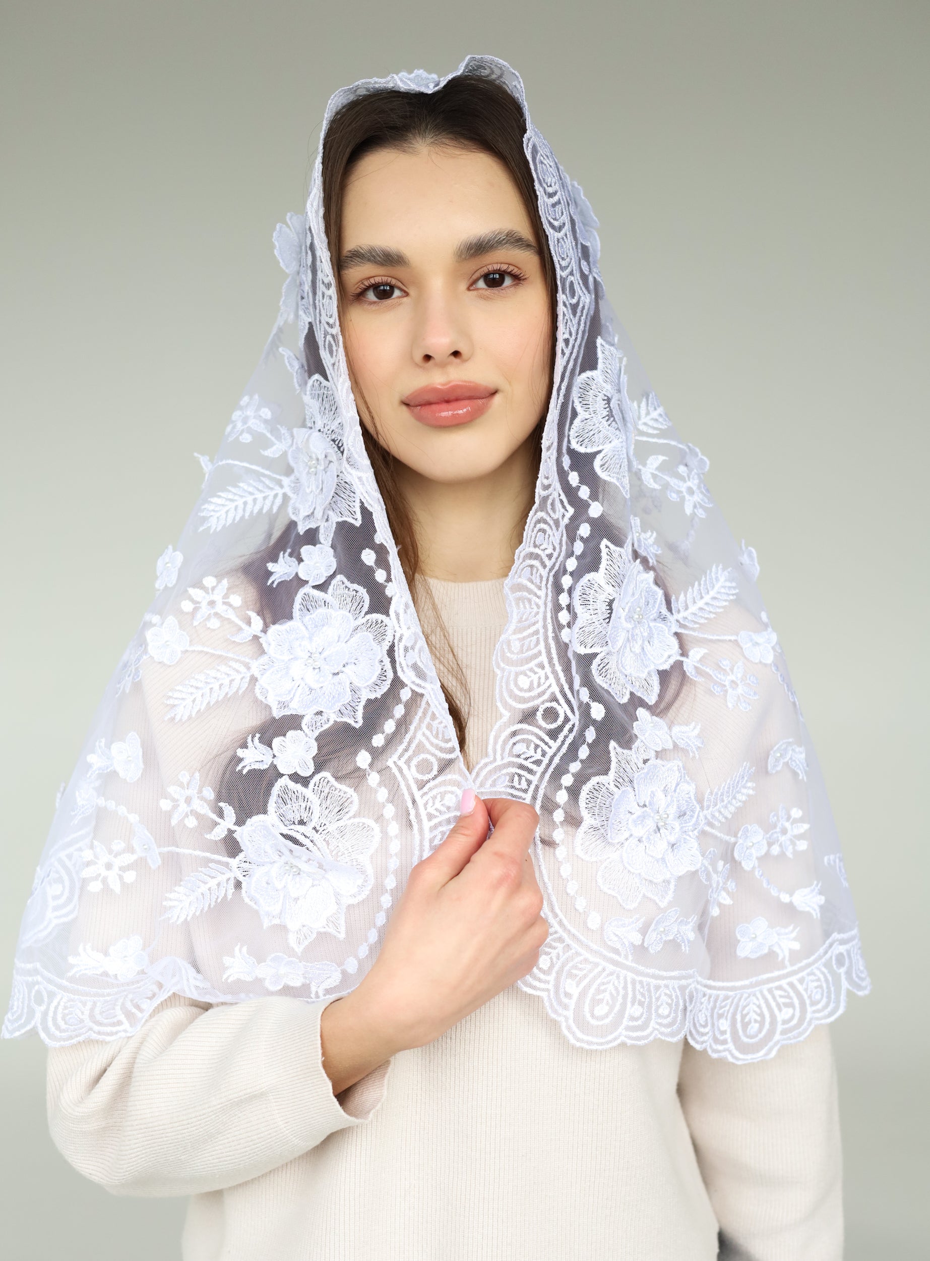 3D FLORAL MANTILLA - MariaVeils