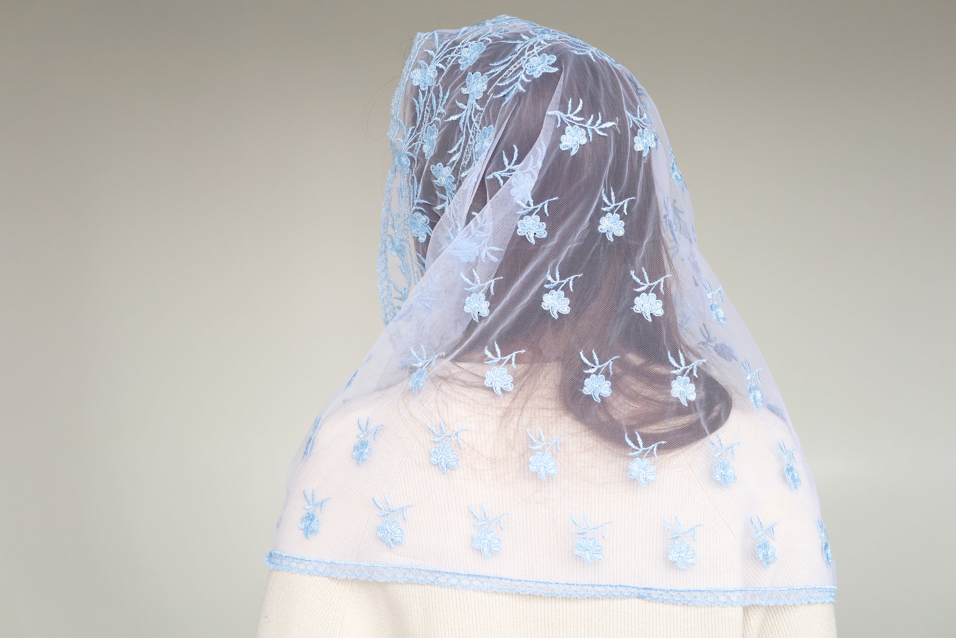 LIGHT BLUE INFINITY VEIL - MariaVeils