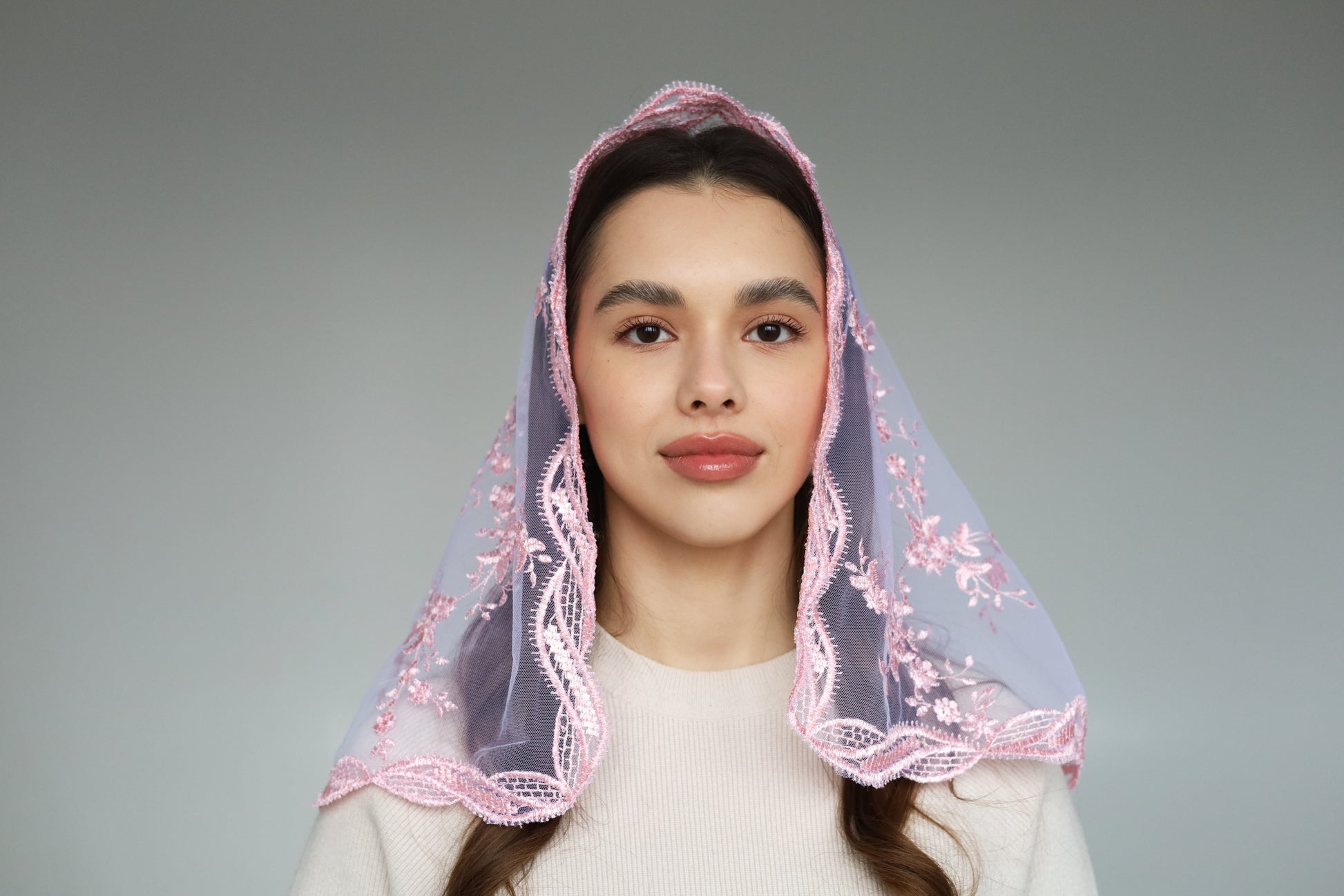 SHORT PINK MANTILLA - MariaVeils