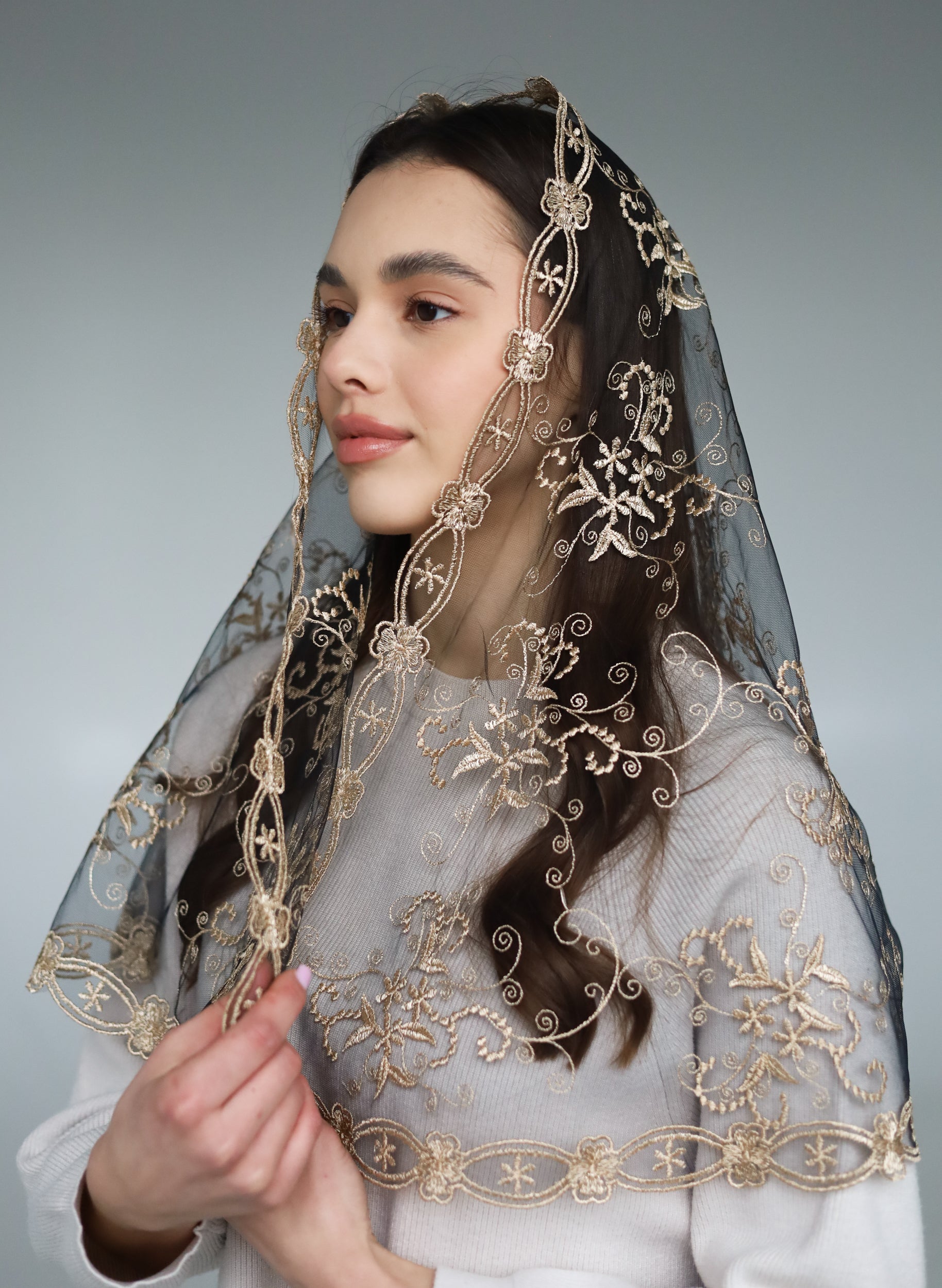 LONG GOLD VEIL - MariaVeils